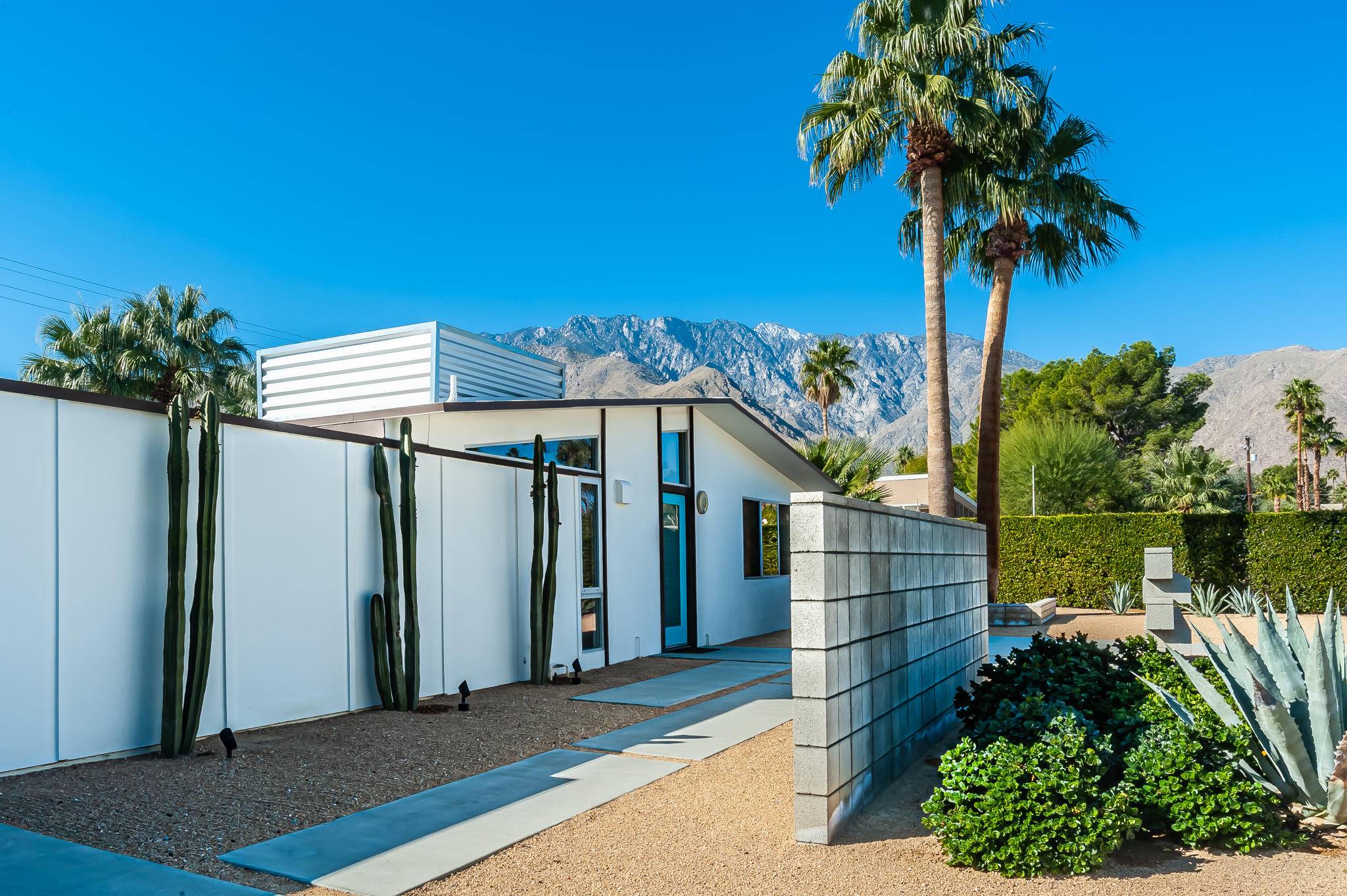 Palm Springs, CA 92262,465 E Desert Holly CIR