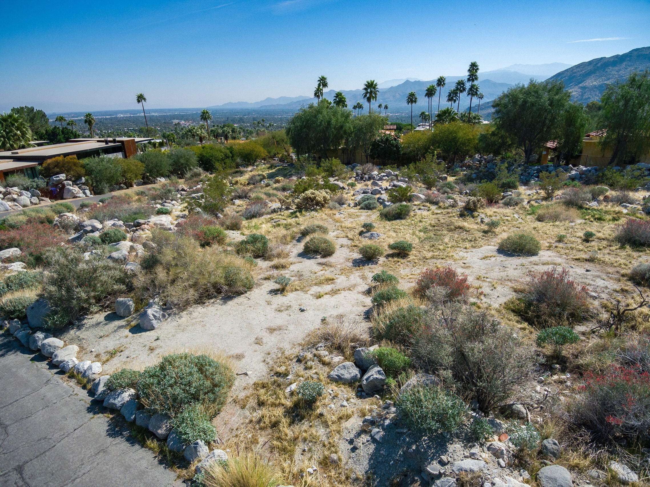 Palm Springs, CA 92262,999 W Panorama RD