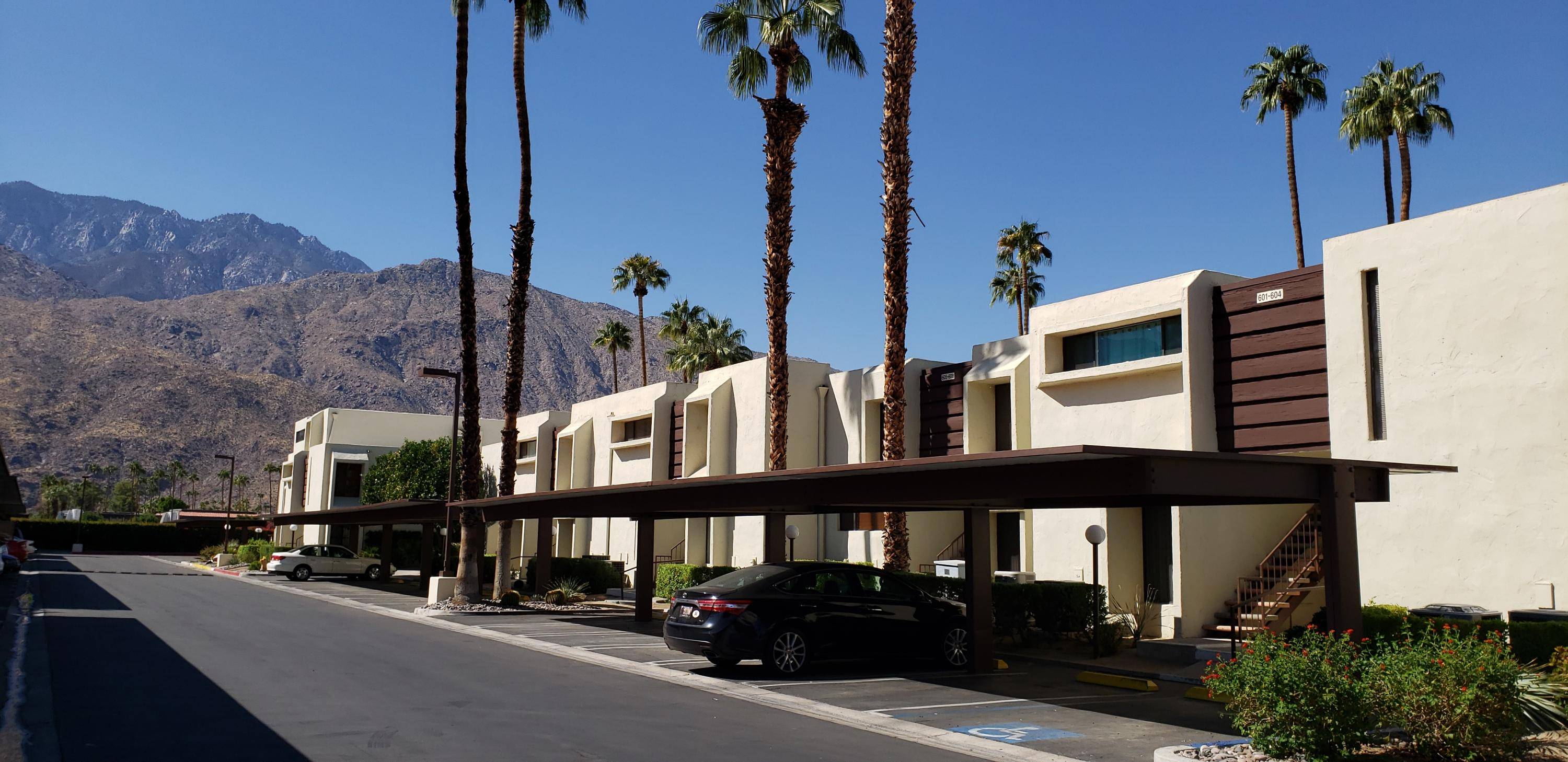 Palm Springs, CA 92264,1655 E Palm Canyon DR #618