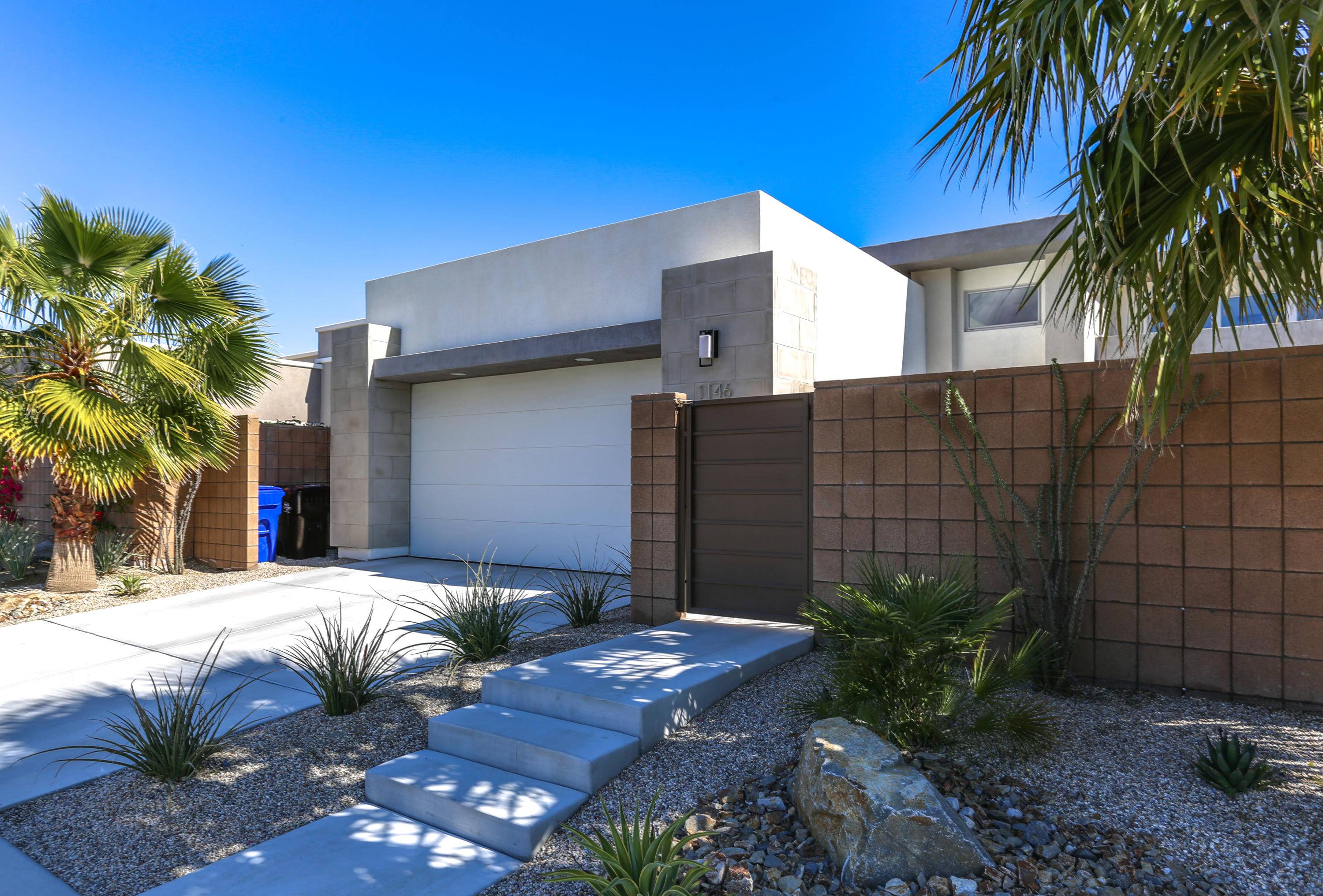 Palm Springs, CA 92262,1146 Cyan LN