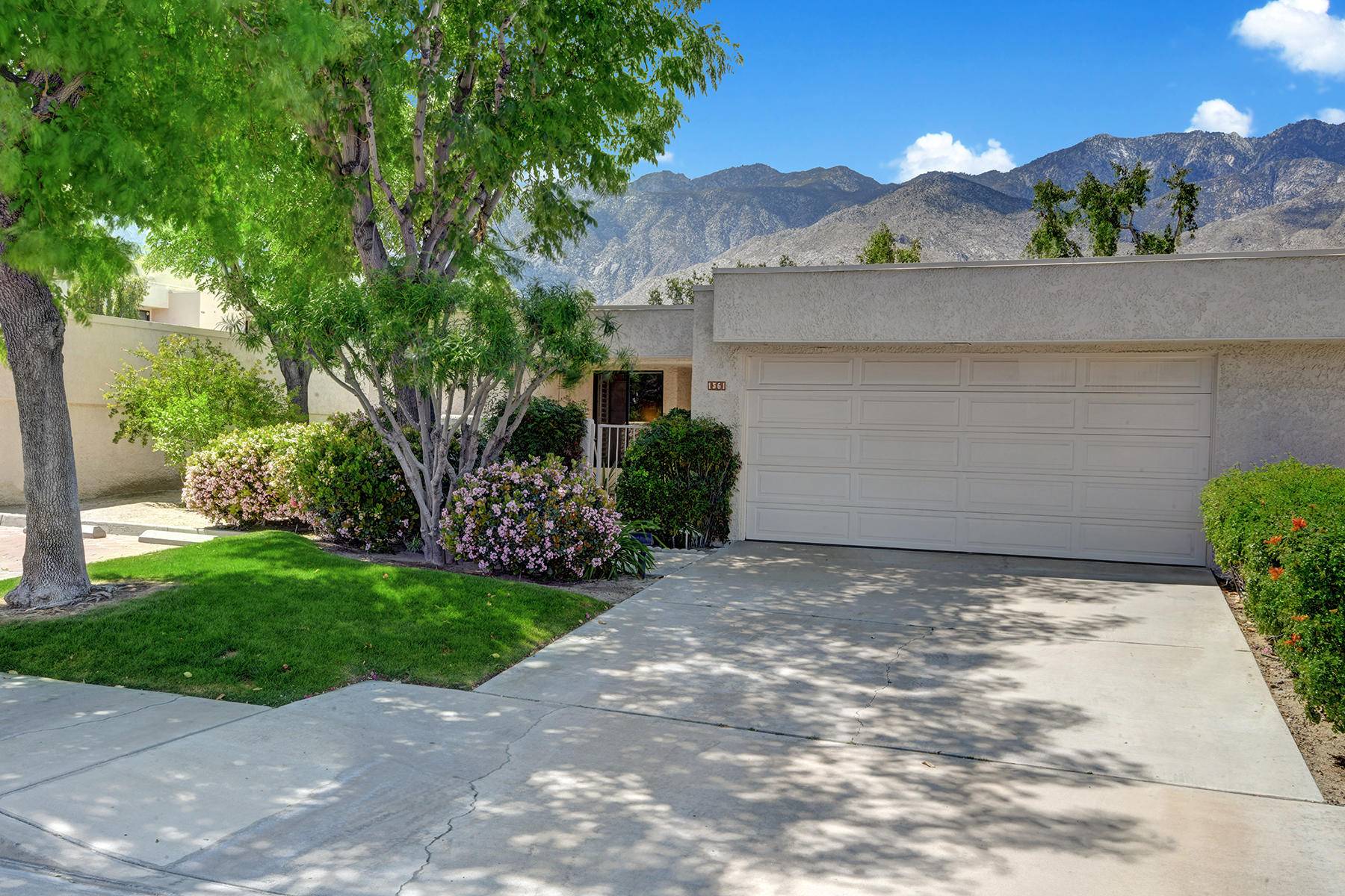 Palm Springs, CA 92264,1561 S Cerritos DR