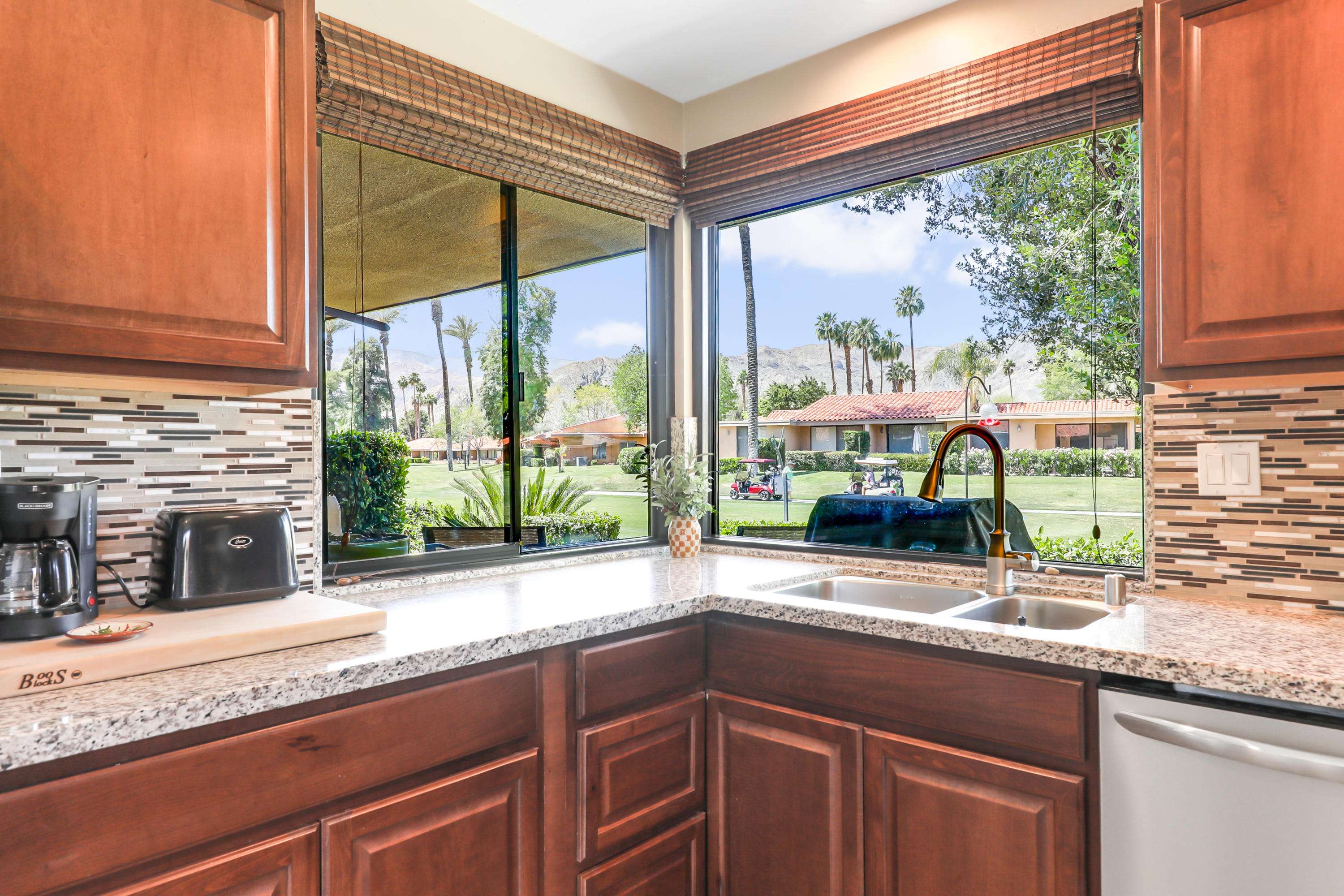 Rancho Mirage, CA 92270,22 La Ronda DR