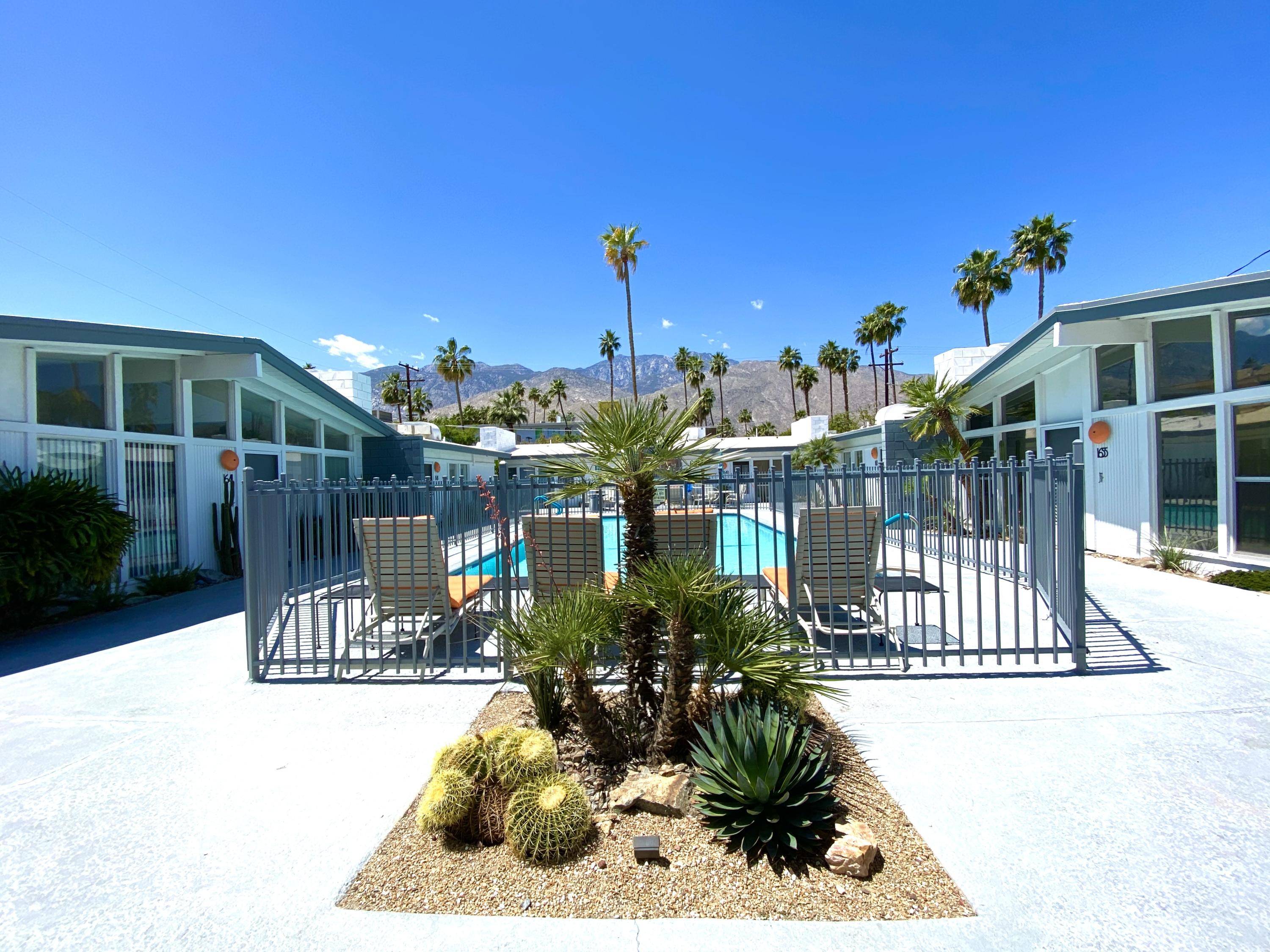 Palm Springs, CA 92264,1643 S Andee DR