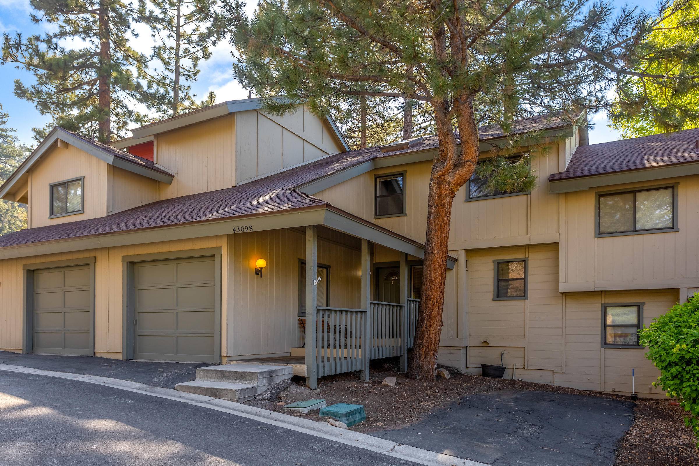 Big Bear Lake, CA 92315,43098 Bear Creek CT