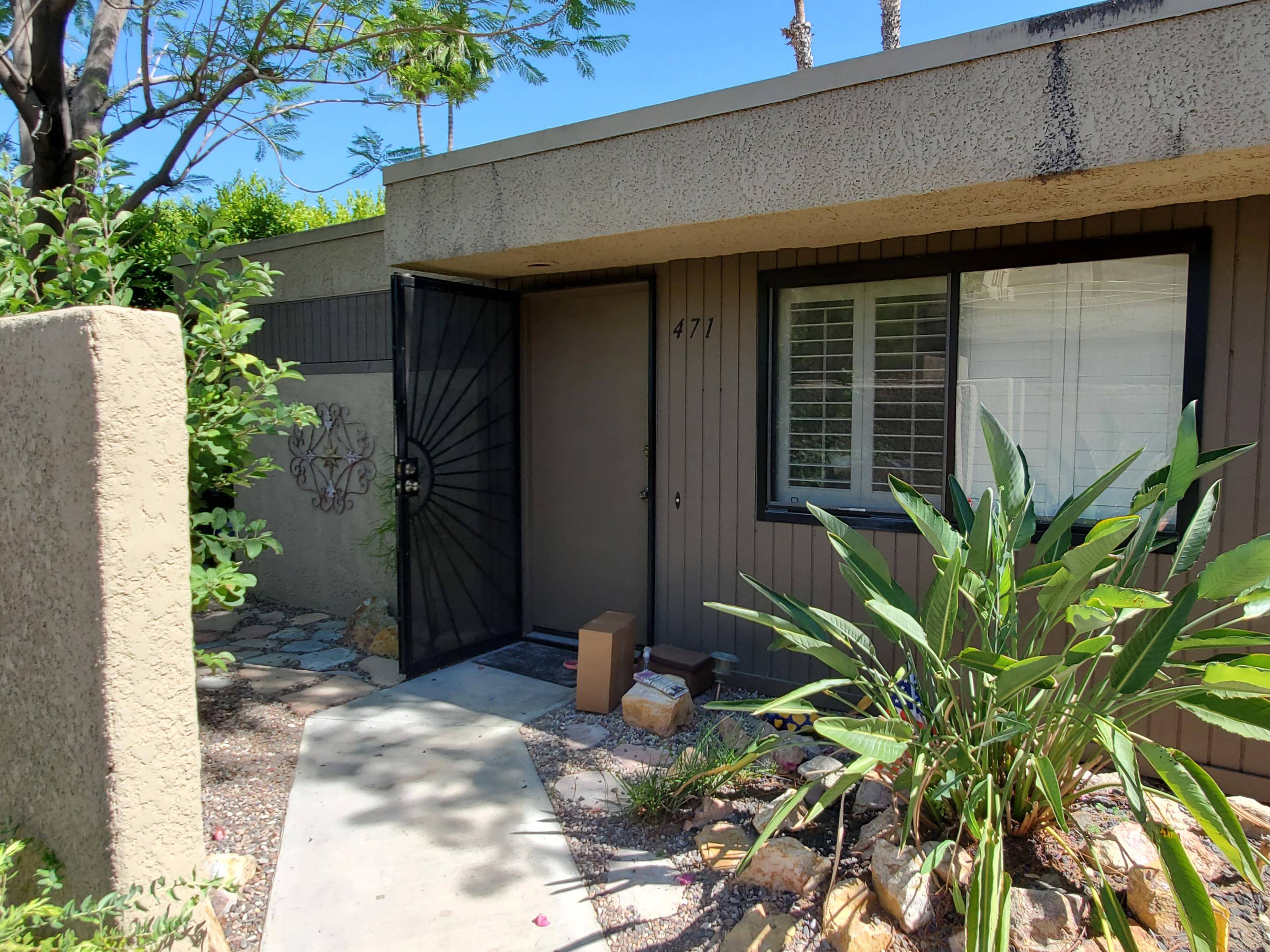 Palm Springs, CA 92262,471 Bradshaw #9