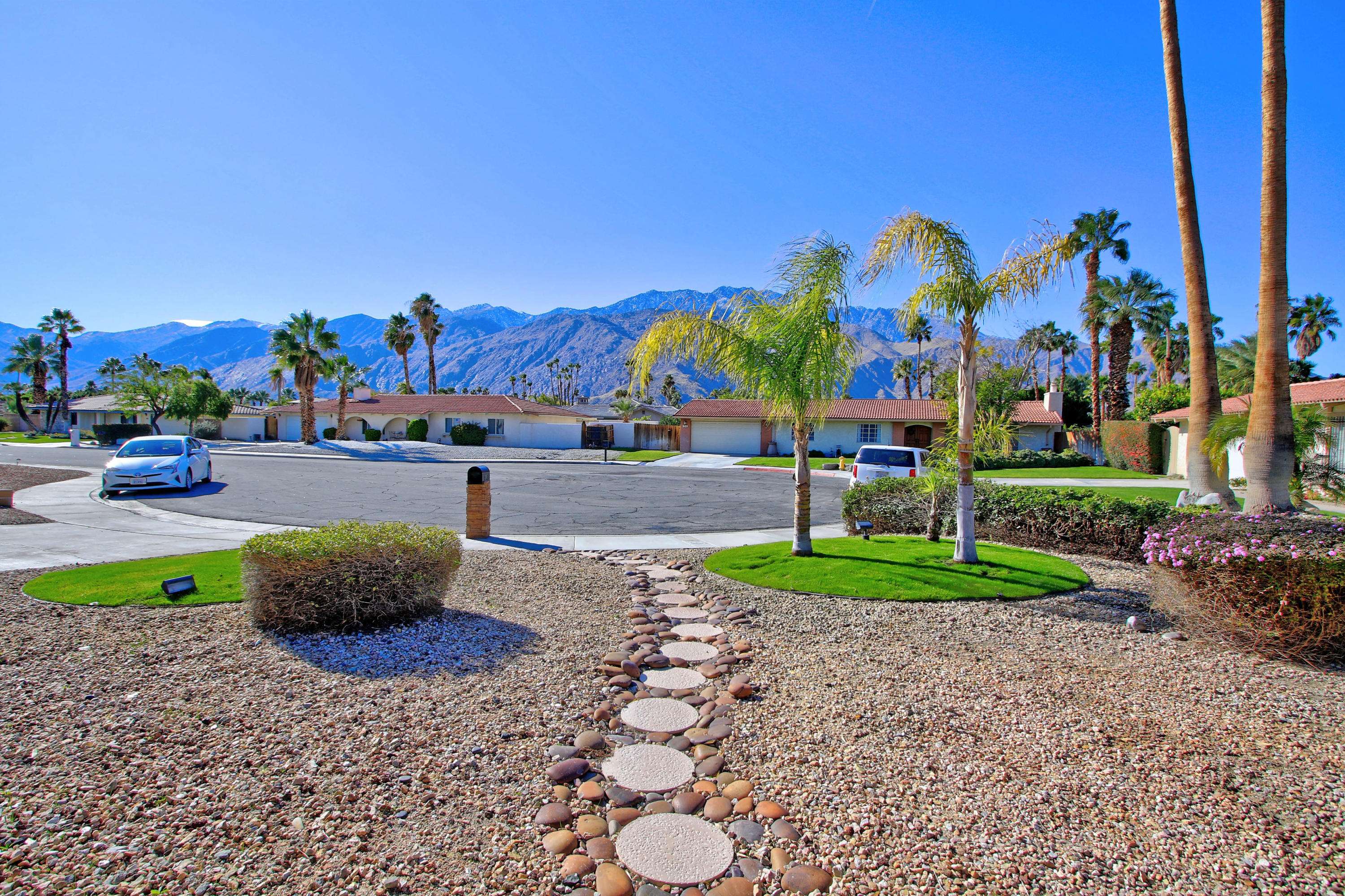 Palm Springs, CA 92262,952 N Camino Condor