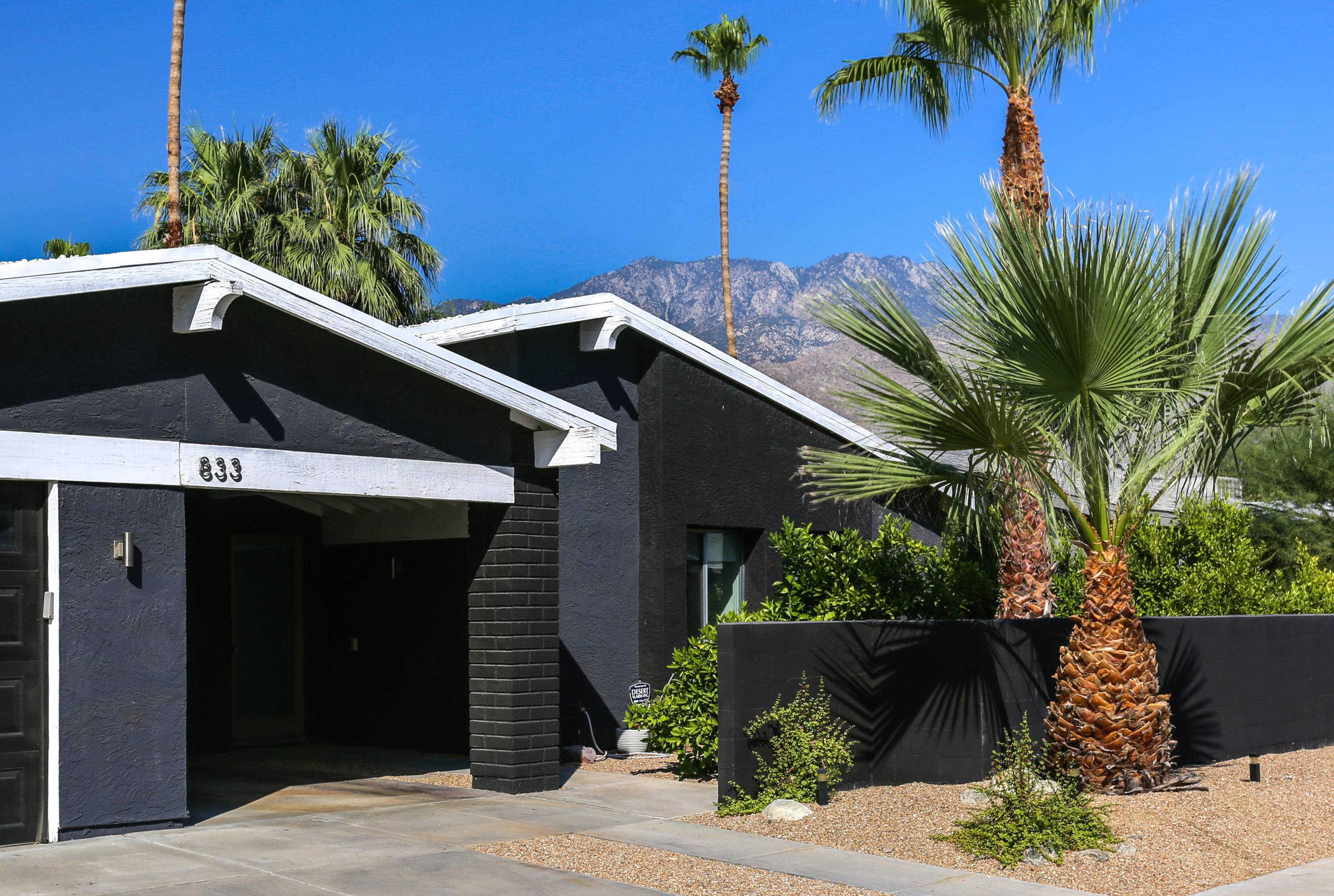 Palm Springs, CA 92264,833 Arroyo Vista DR