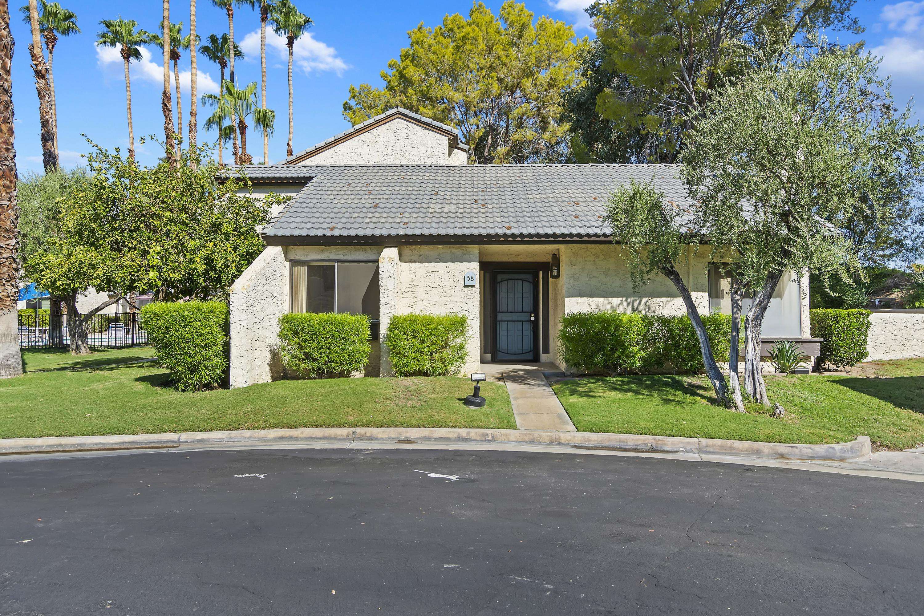 Palm Springs, CA 92264,58 Portola DR