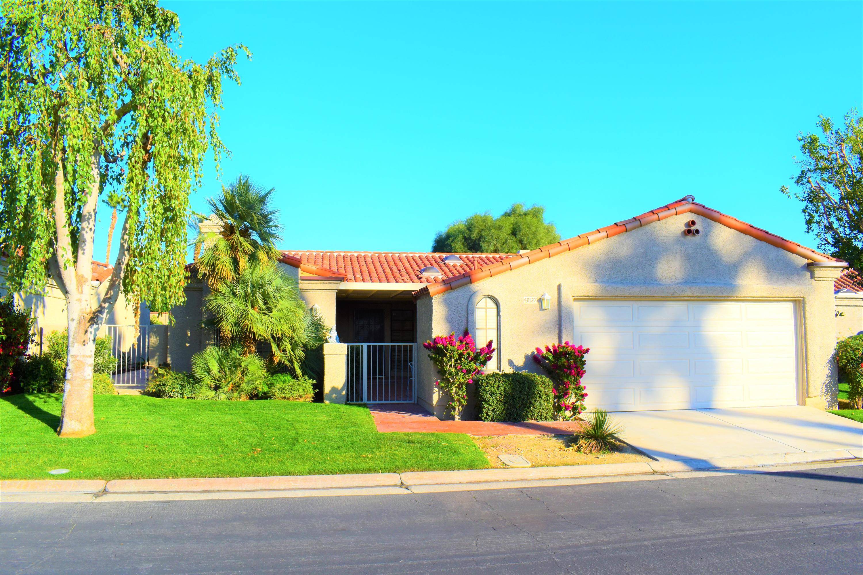 La Quinta, CA 92253,48127 Calle Seranas