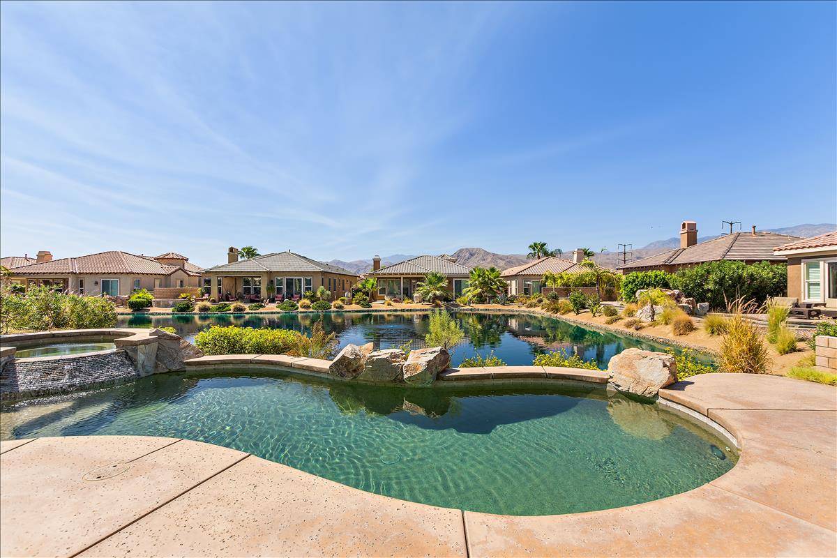 Rancho Mirage, CA 92270,5 Lake Como CT