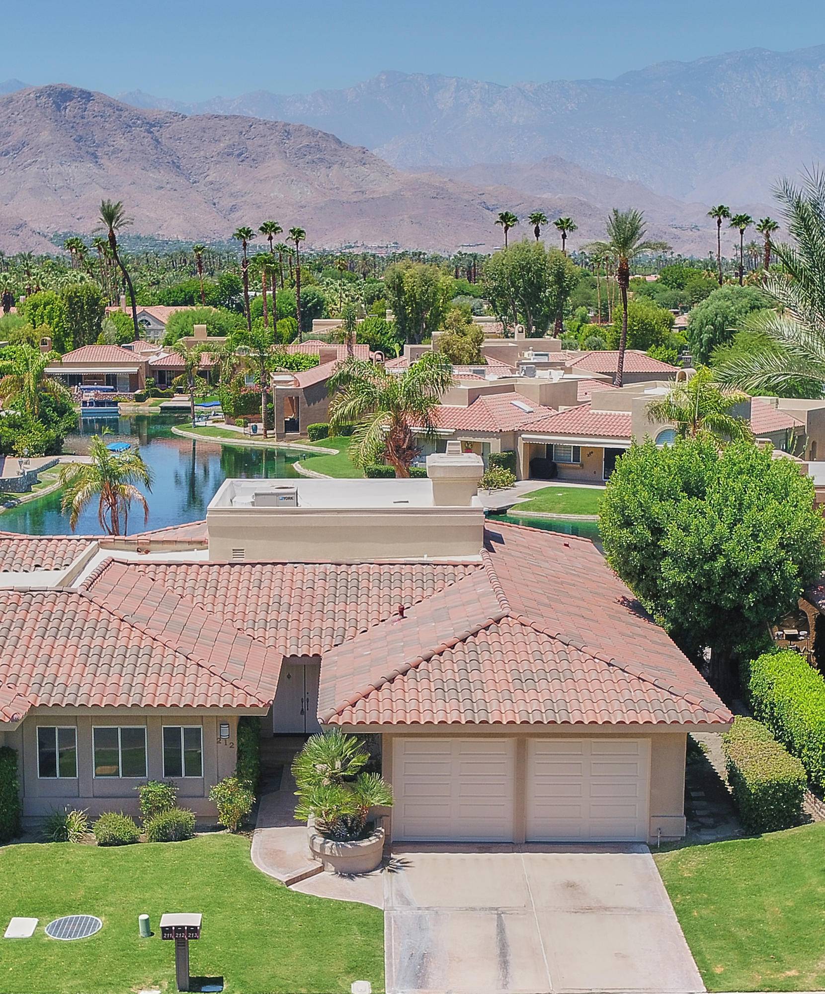 Rancho Mirage, CA 92270,212 Desert Lakes DR