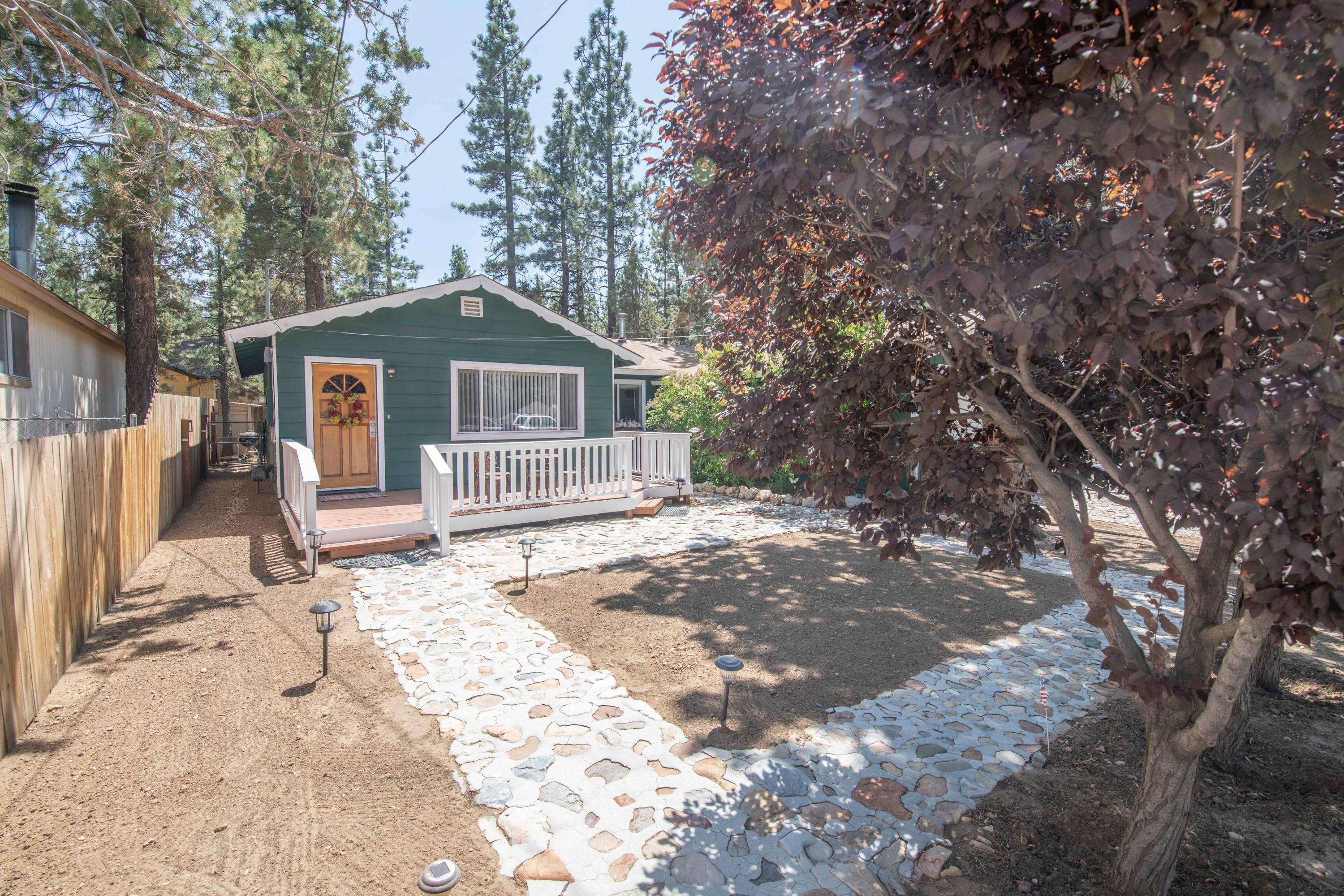 Big Bear City, CA 92314,2082 8th LN