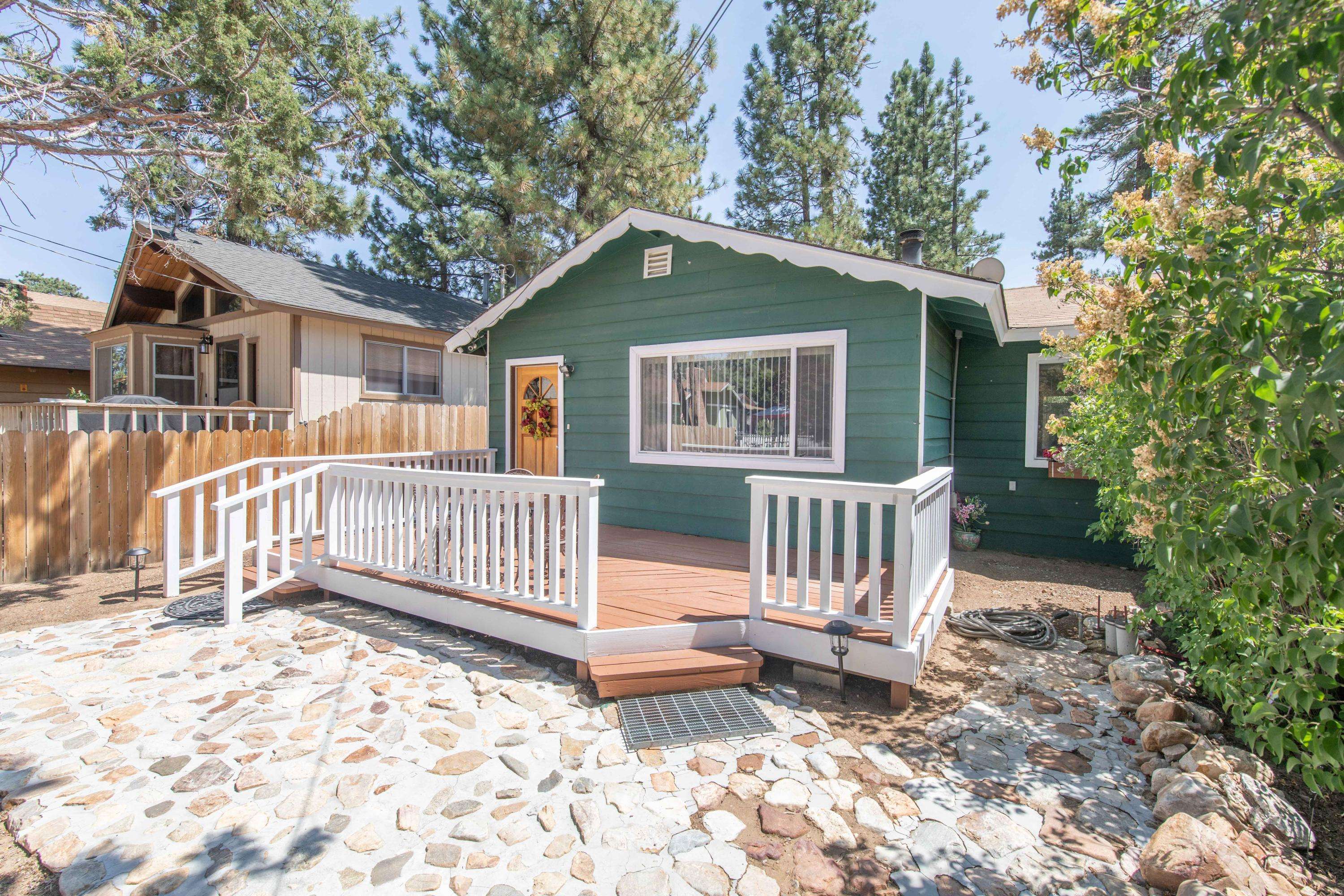 Big Bear City, CA 92314,2082 8th LN