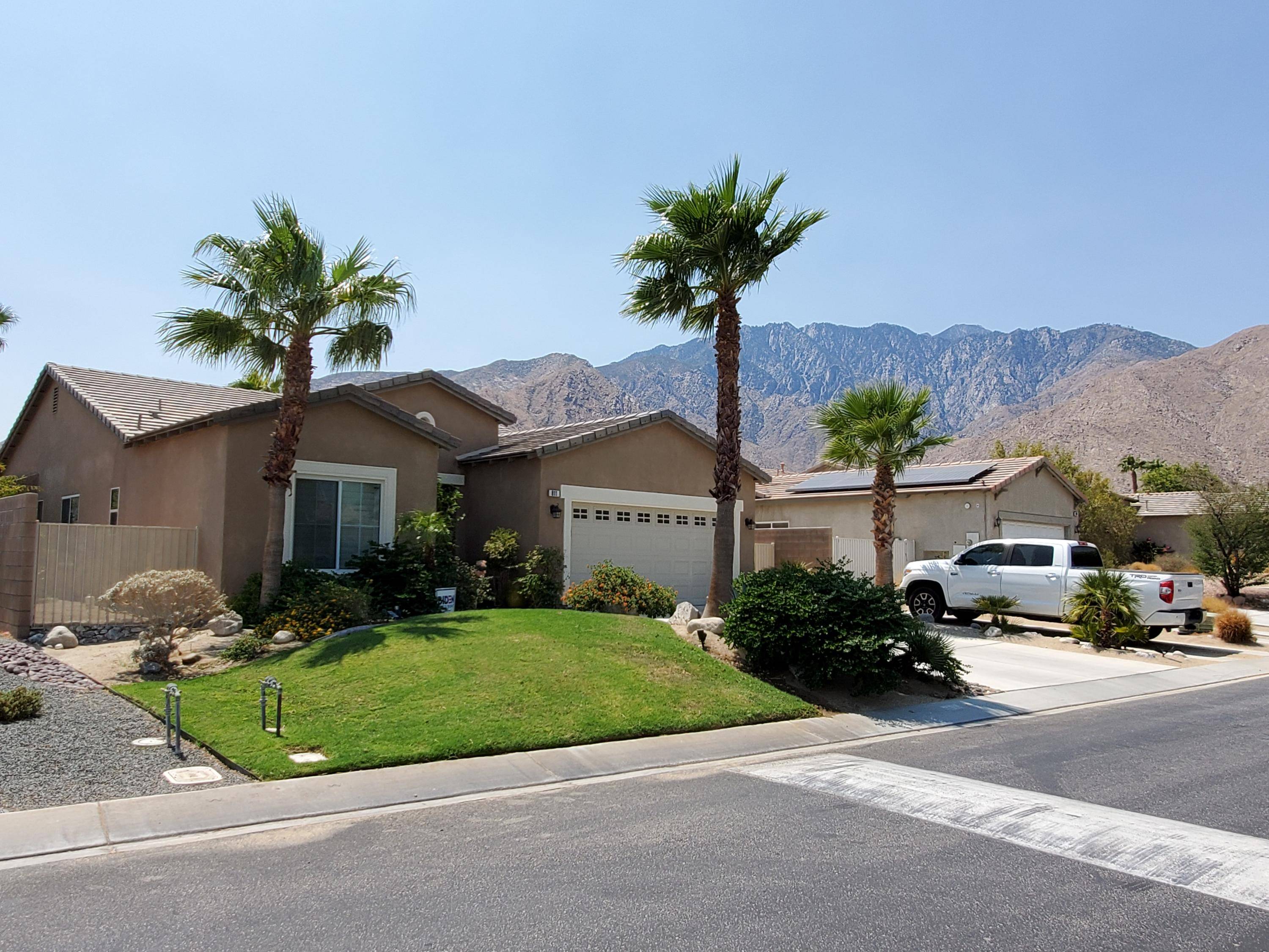 Palm Springs, CA 92262,811 Ventana RDG