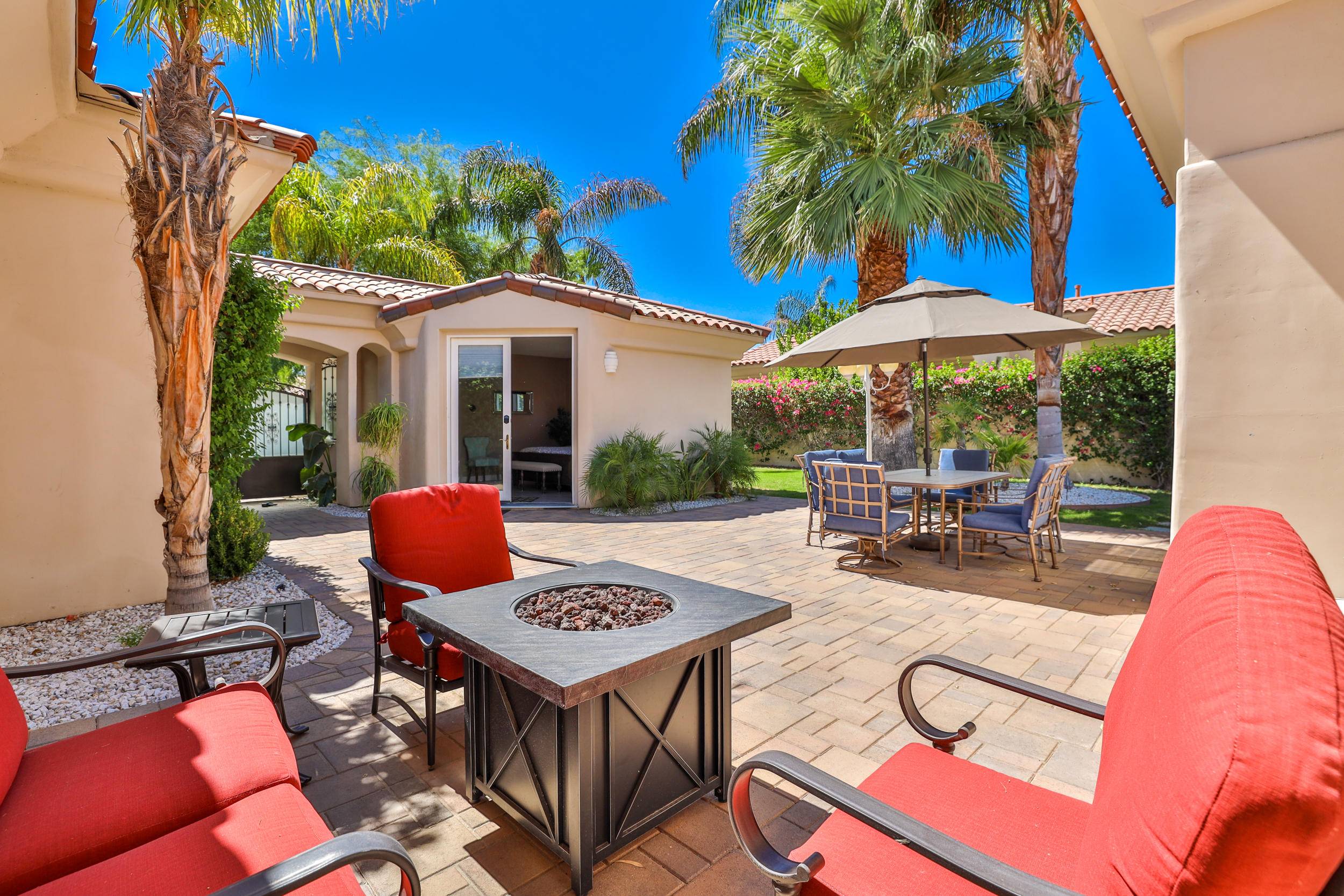 Rancho Mirage, CA 92270,243 Loch Lomond RD