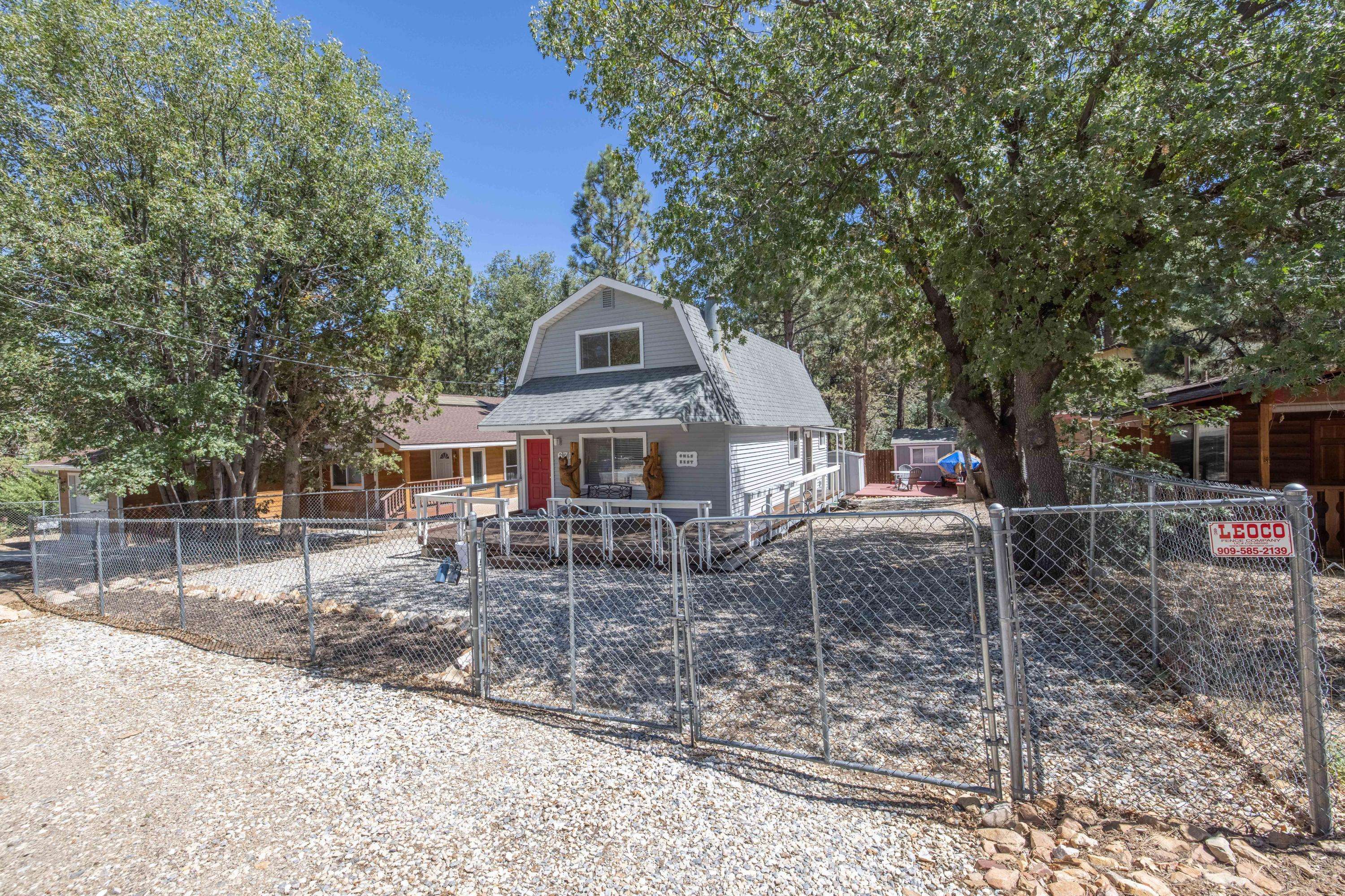 Sugarloaf, CA 92386,671 Moreno LN