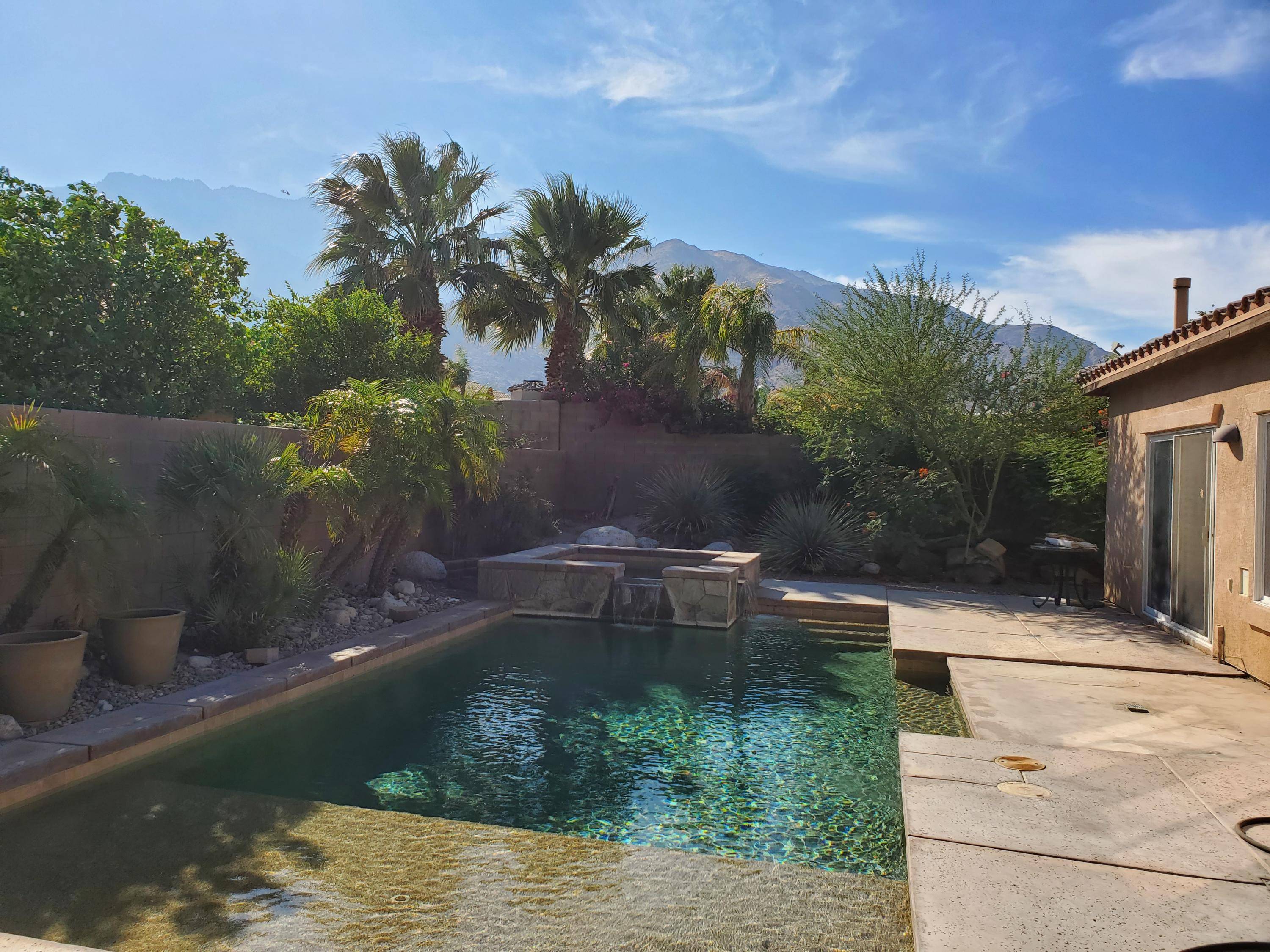 Palm Springs, CA 92262,909 Mira Grande