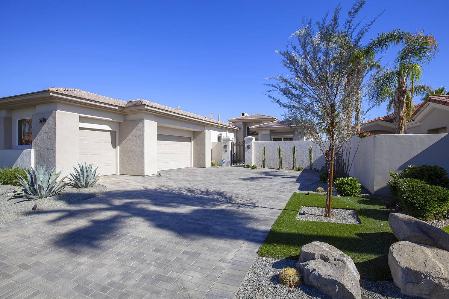 Palm Desert, CA 92211,670 Mesa Grande DR