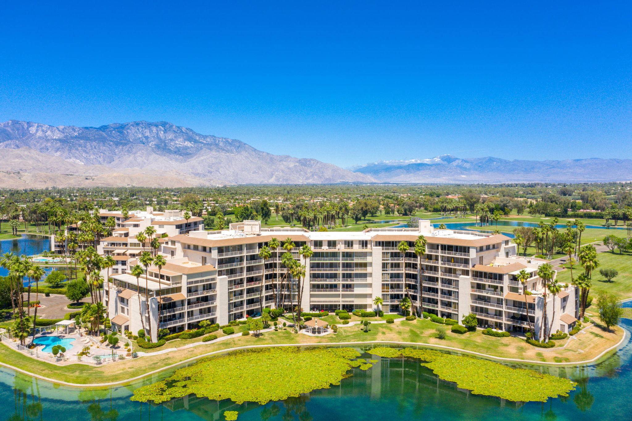 Rancho Mirage, CA 92270,900 Island DR #214