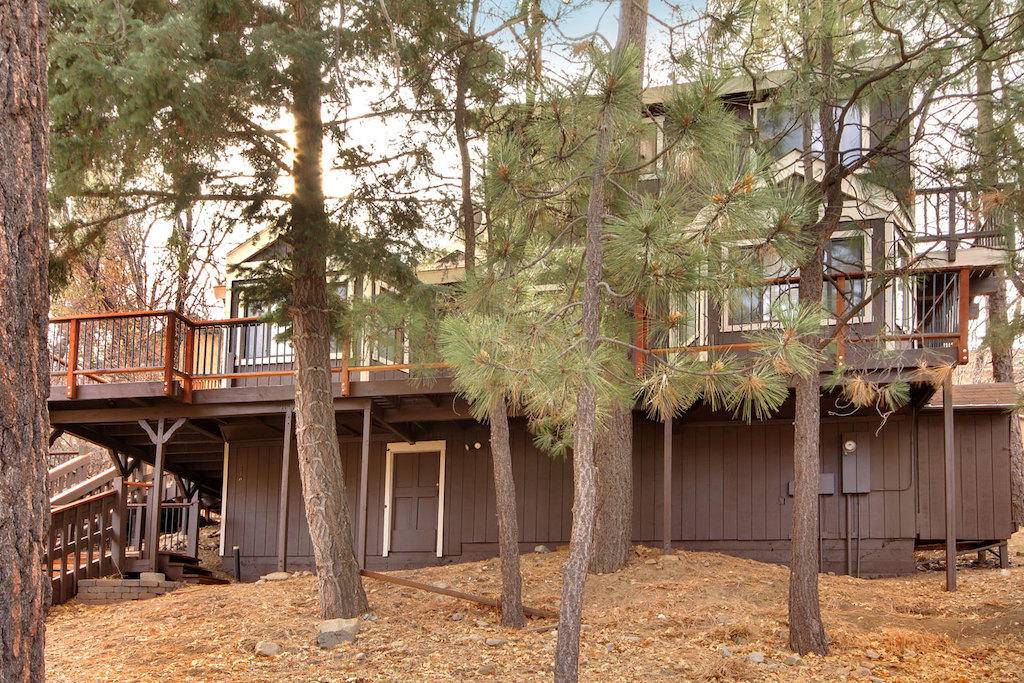 Big Bear City, CA 92314,459 Sun Crest CT