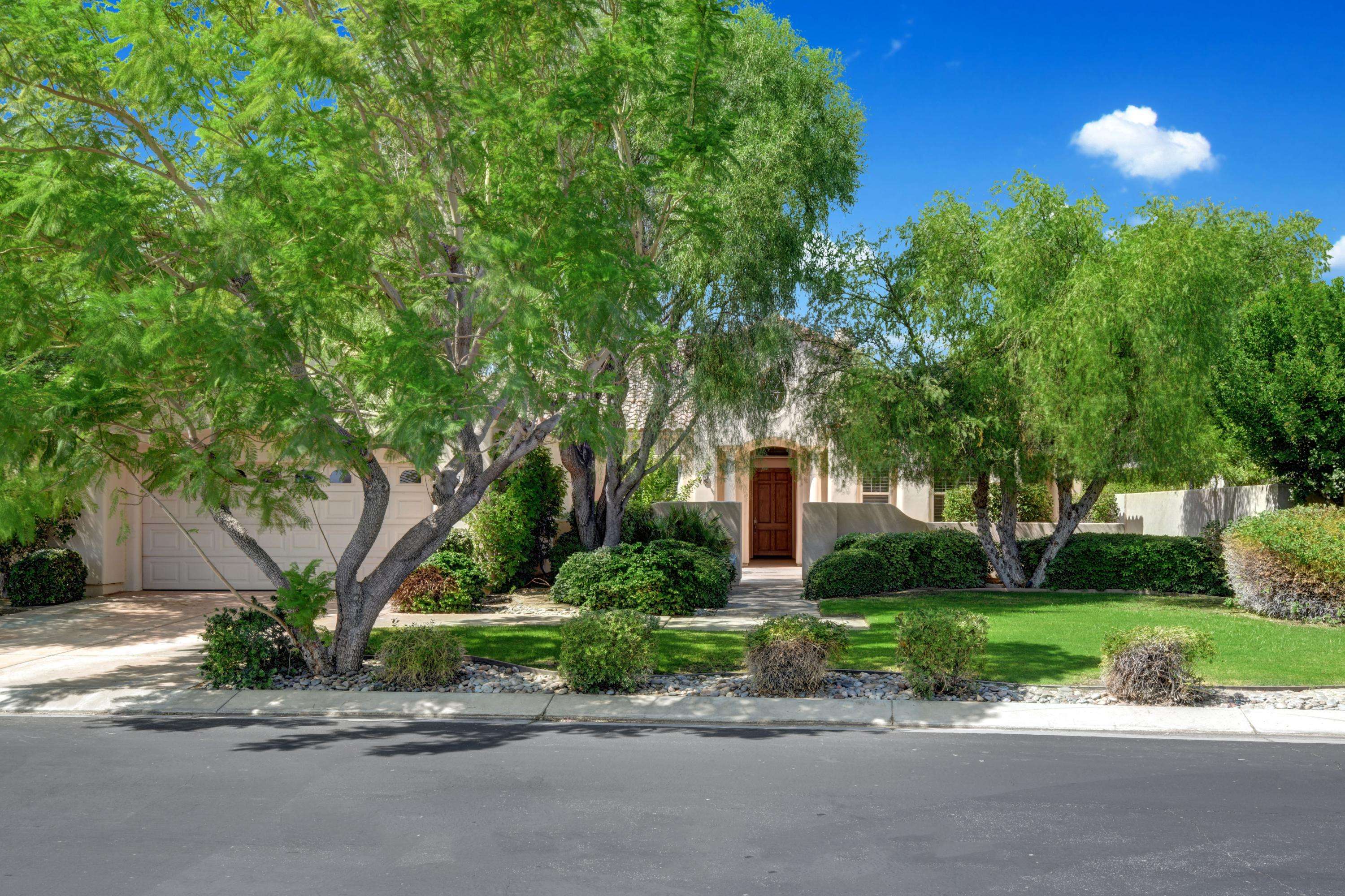 Rancho Mirage, CA 92270,15 V�A Bella