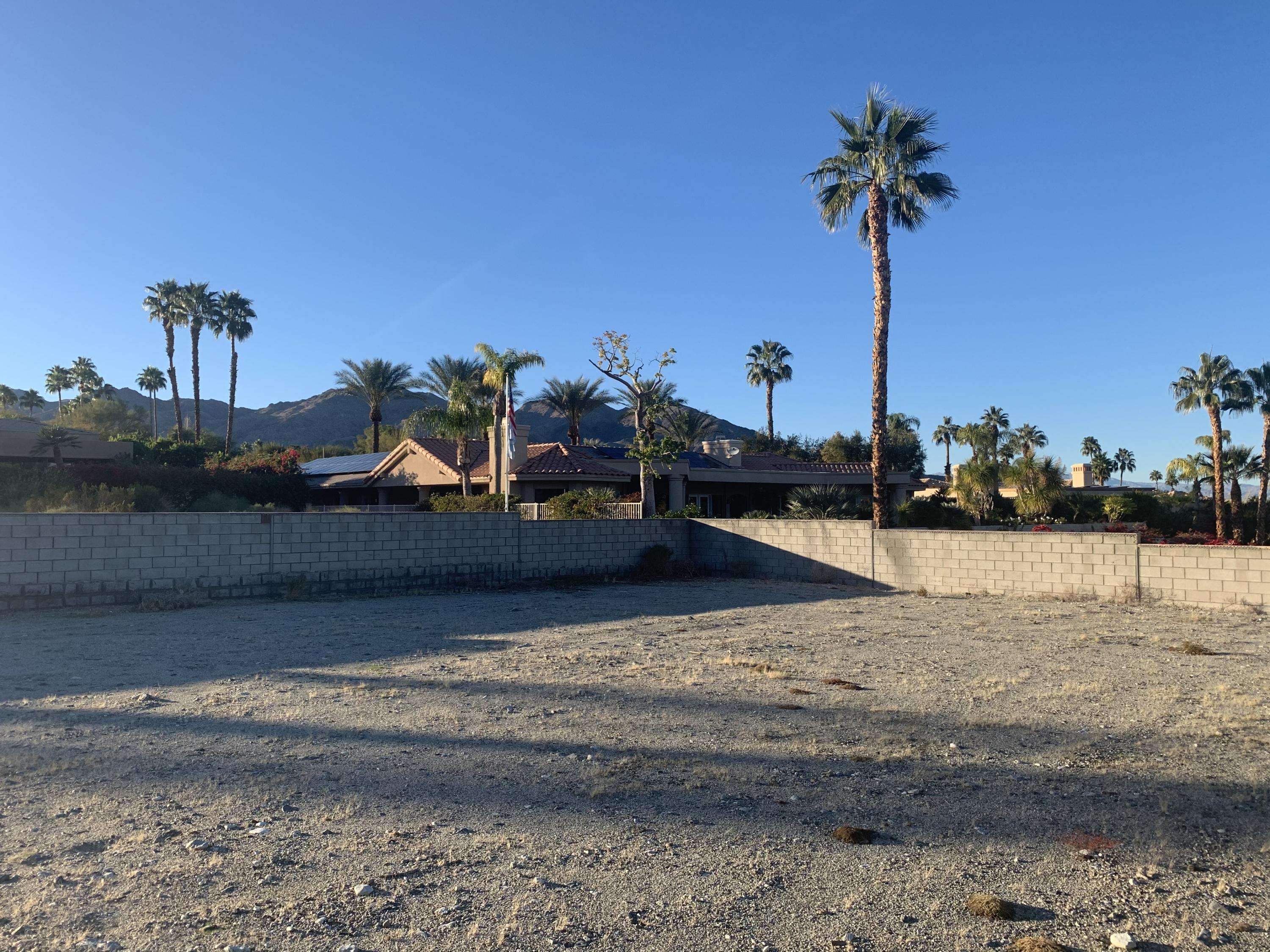 Palm Desert, CA 92260,73130 Crosby LN