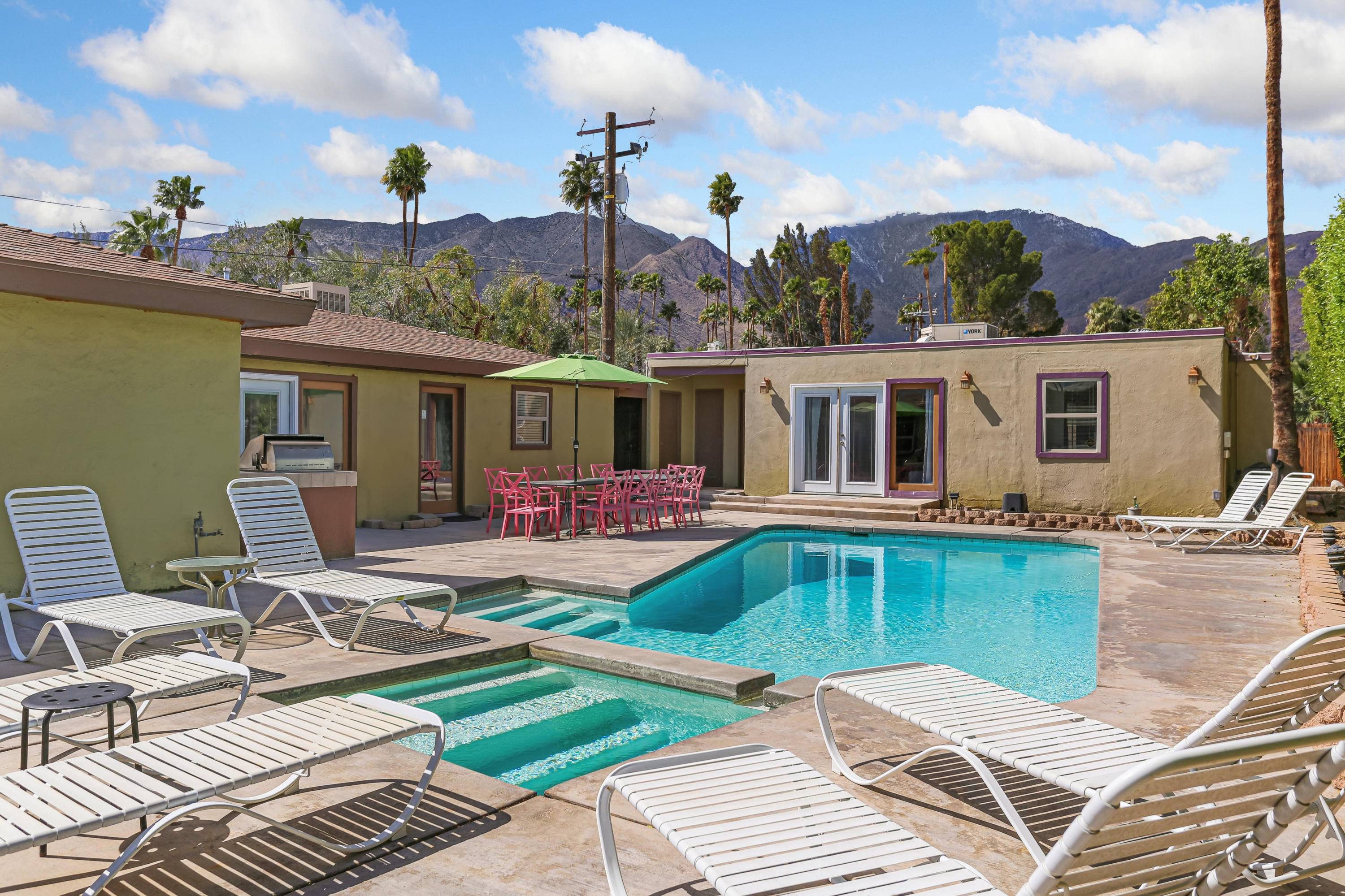 Palm Springs, CA 92262,165 W Santa Clara WAY