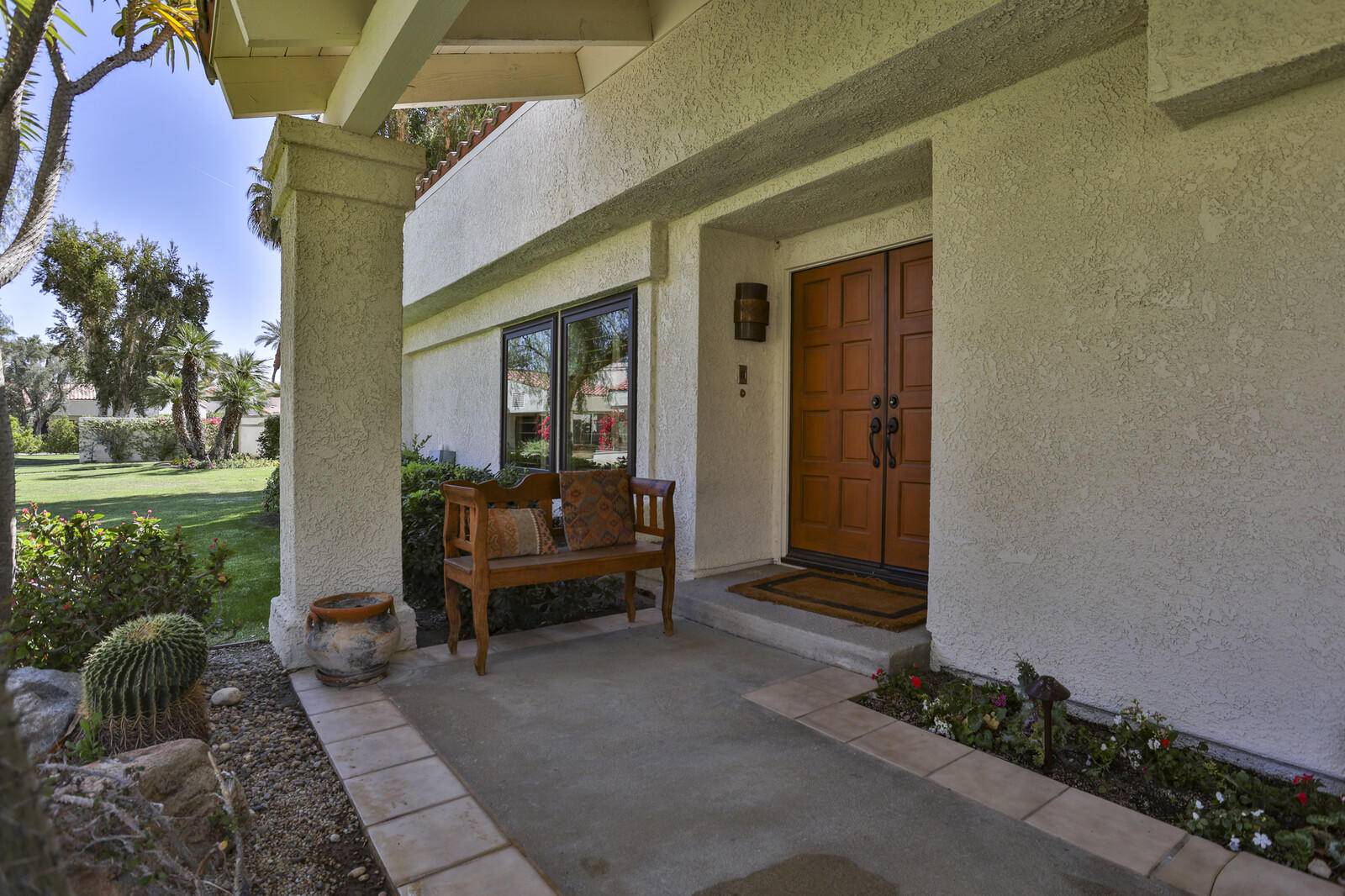 La Quinta, CA 92253,50062 Avenida Vista Bonita