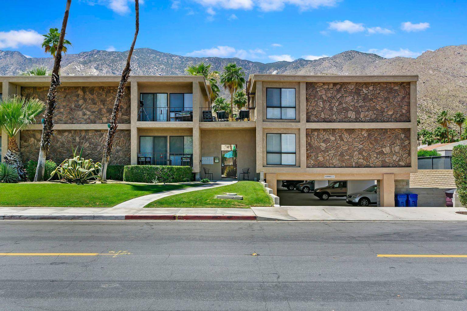 Palm Springs, CA 92264,2727 S Sierra Madre #8