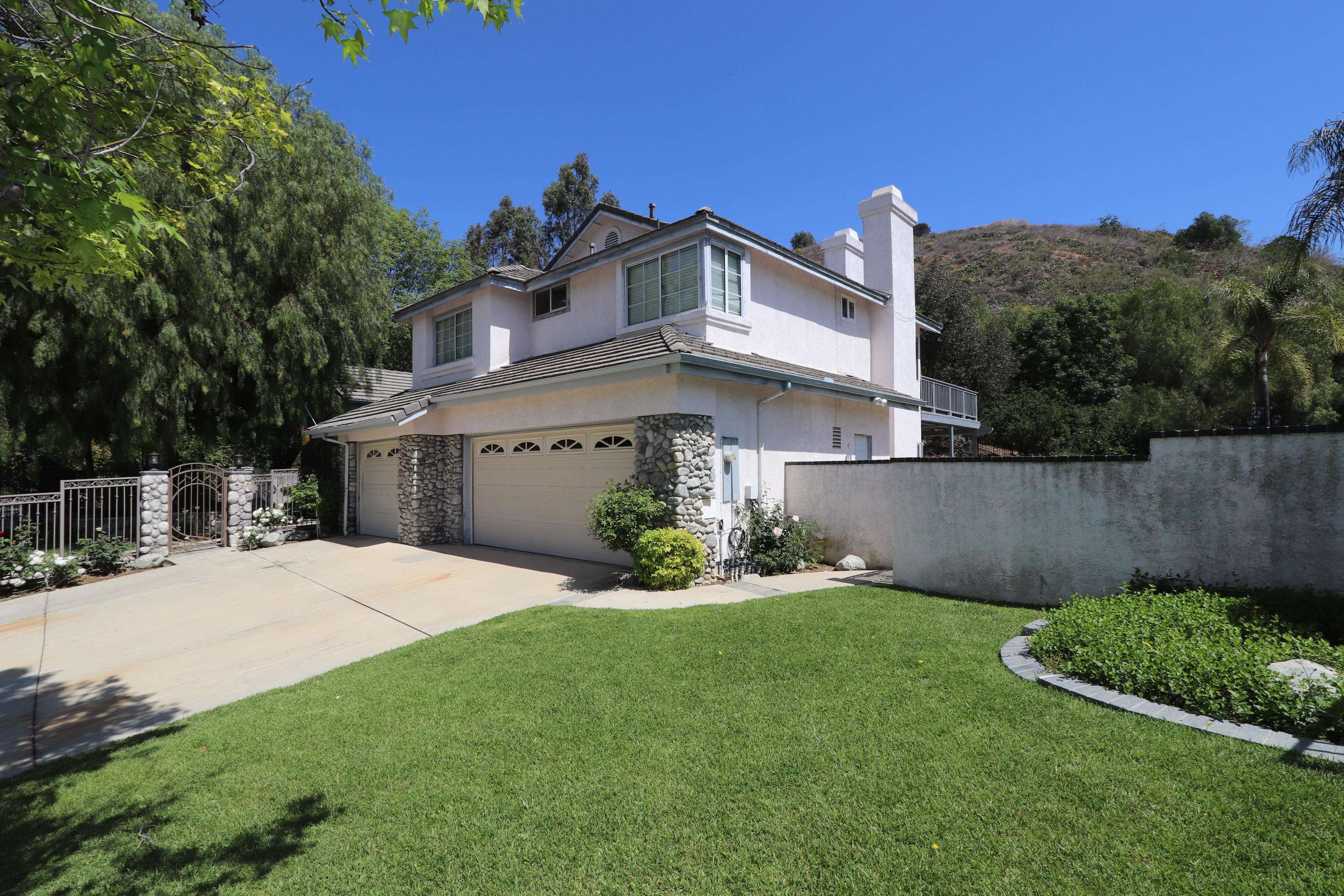 Pomona, CA 91766,4 El Vecino PL
