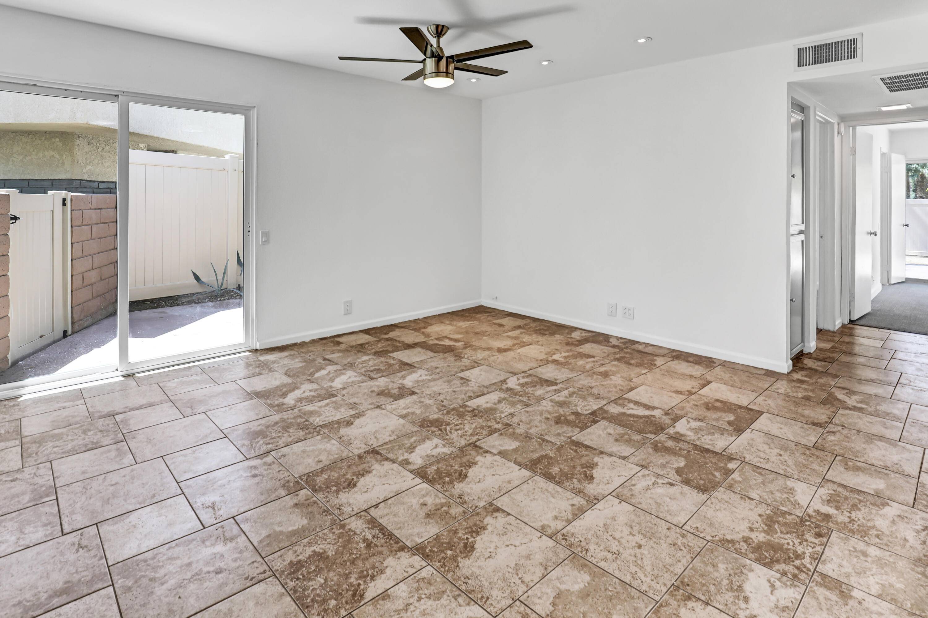 Palm Springs, CA 92262,1421 Sunflower CIR N