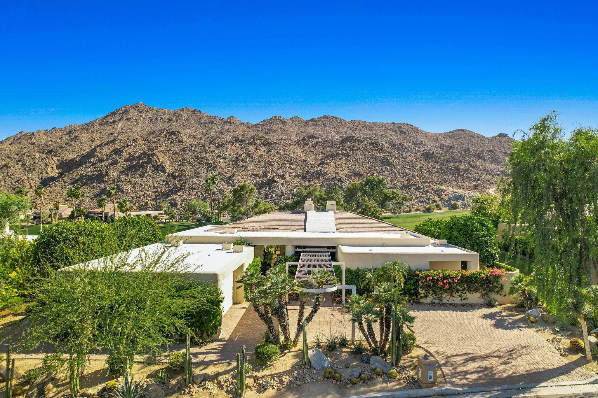 Palm Desert, CA 92260,73449 Mariposa LN