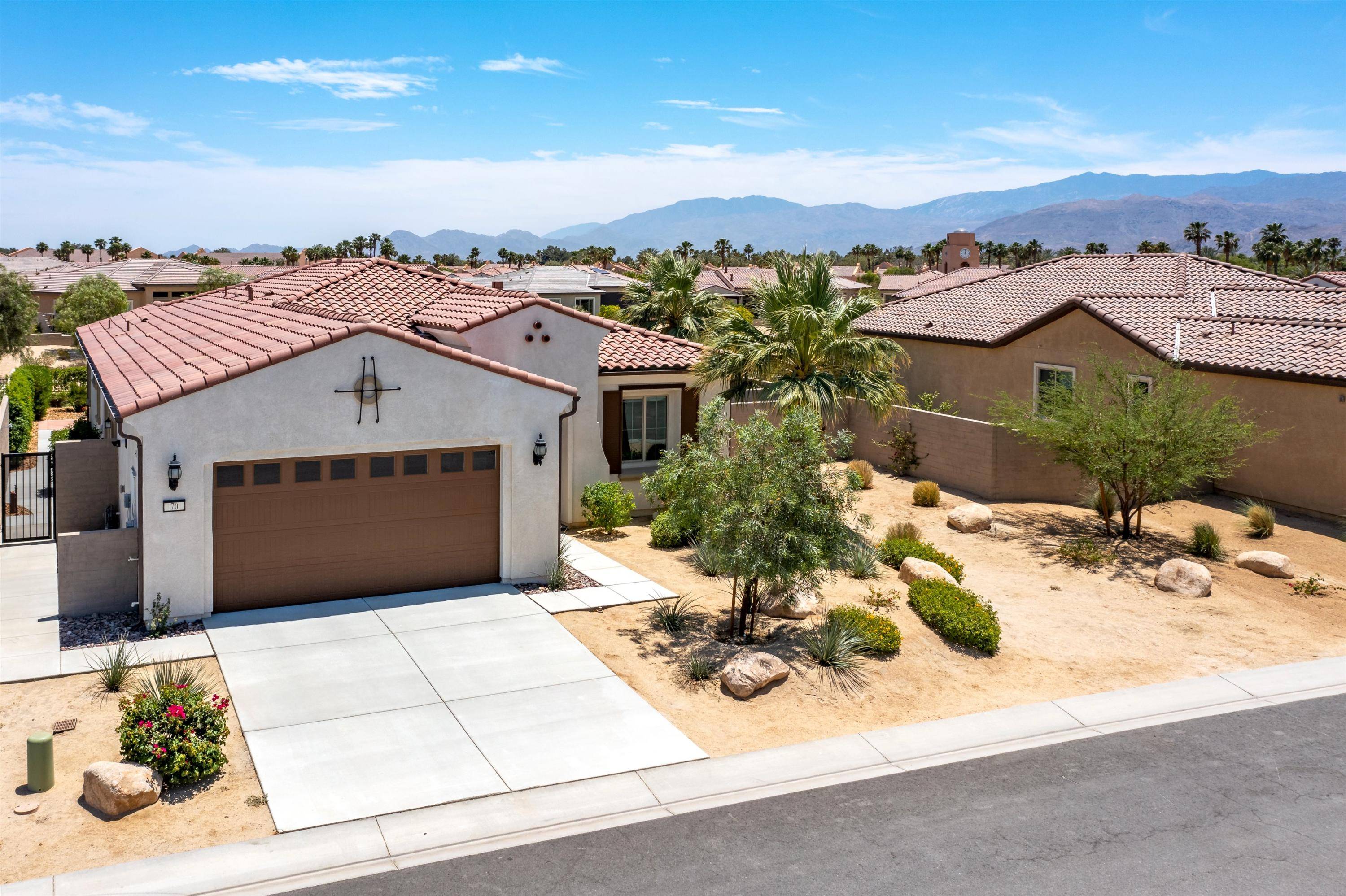 Rancho Mirage, CA 92270,70 Barolo