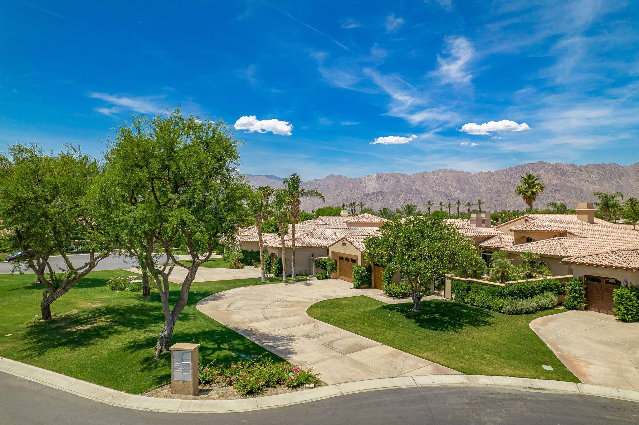 La Quinta, CA 92253,49365 Montana WAY