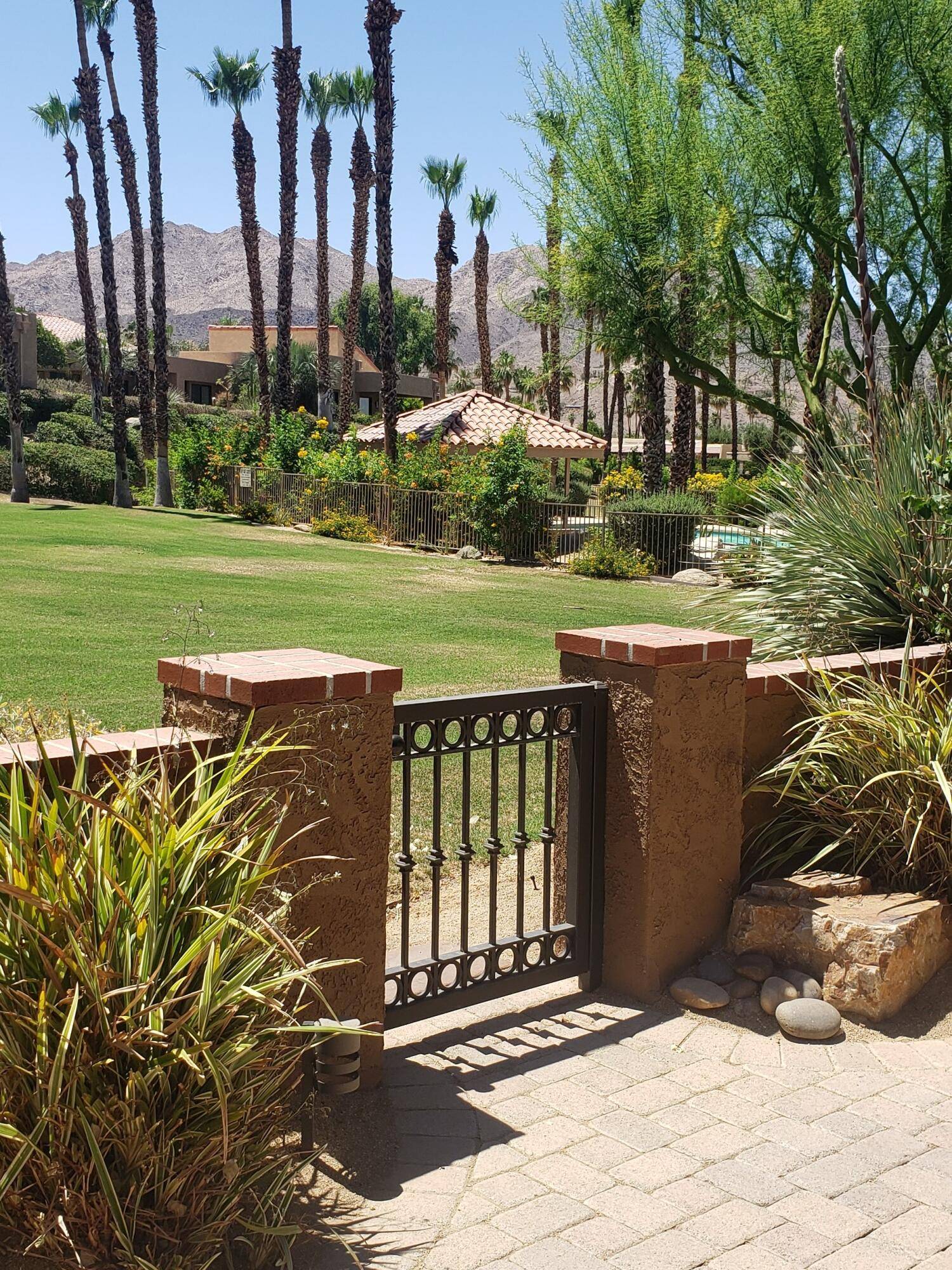 Palm Desert, CA 92260,48634 Palo Verde CT