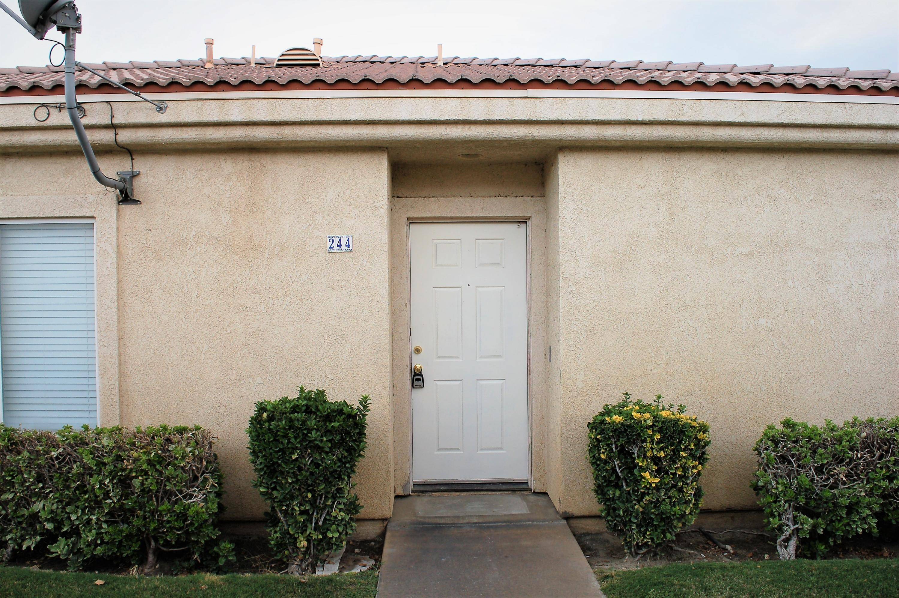 Indio, CA 92201,47395 Monroe ST #244