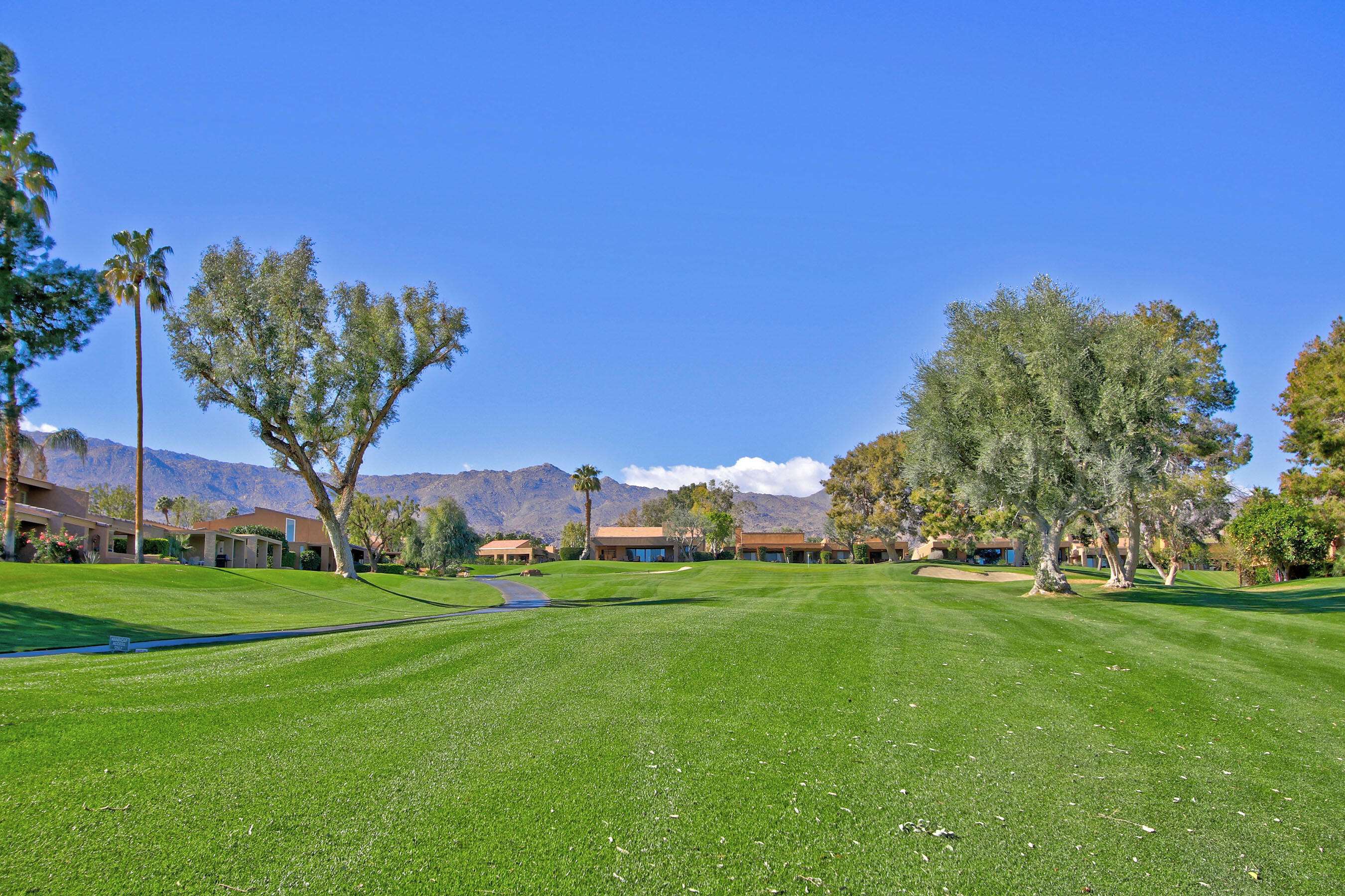 Palm Desert, CA 92260,73359 Oriole CT