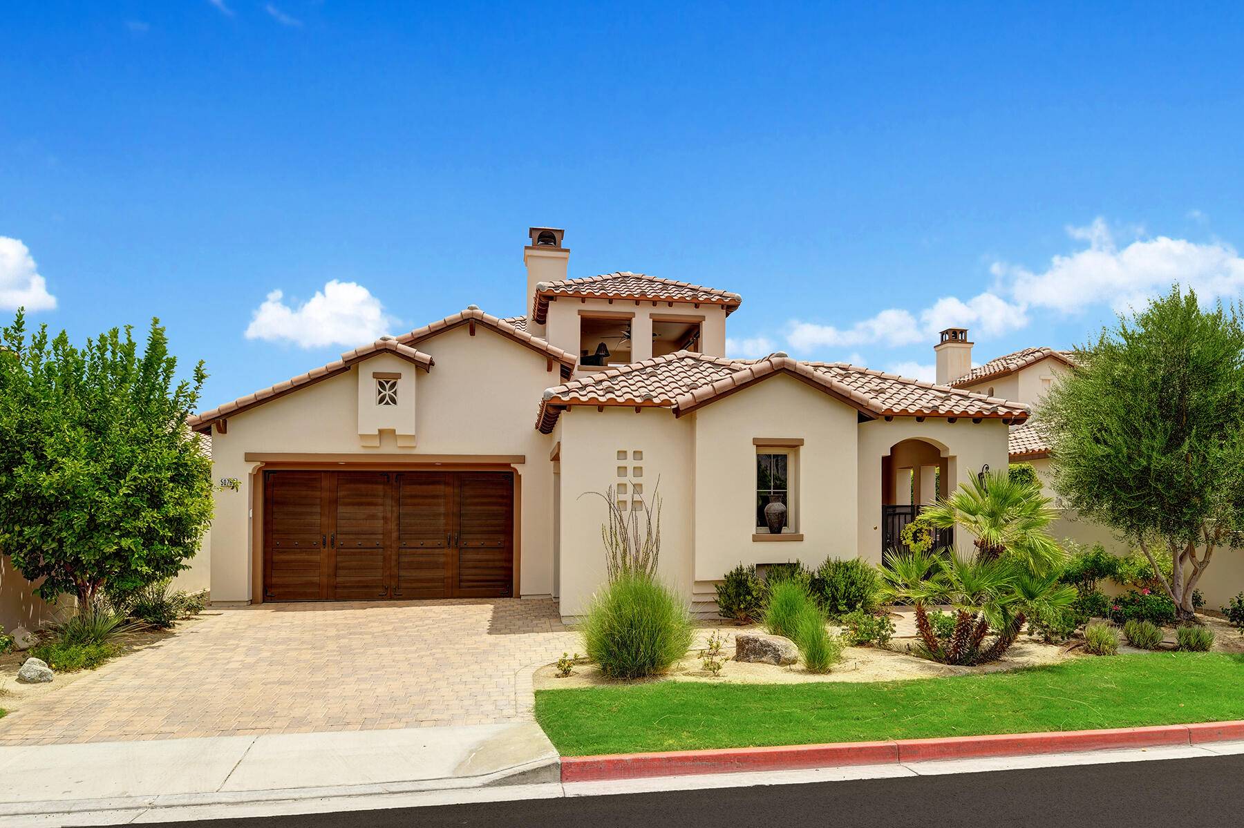 La Quinta, CA 92253,50760 Mandarina