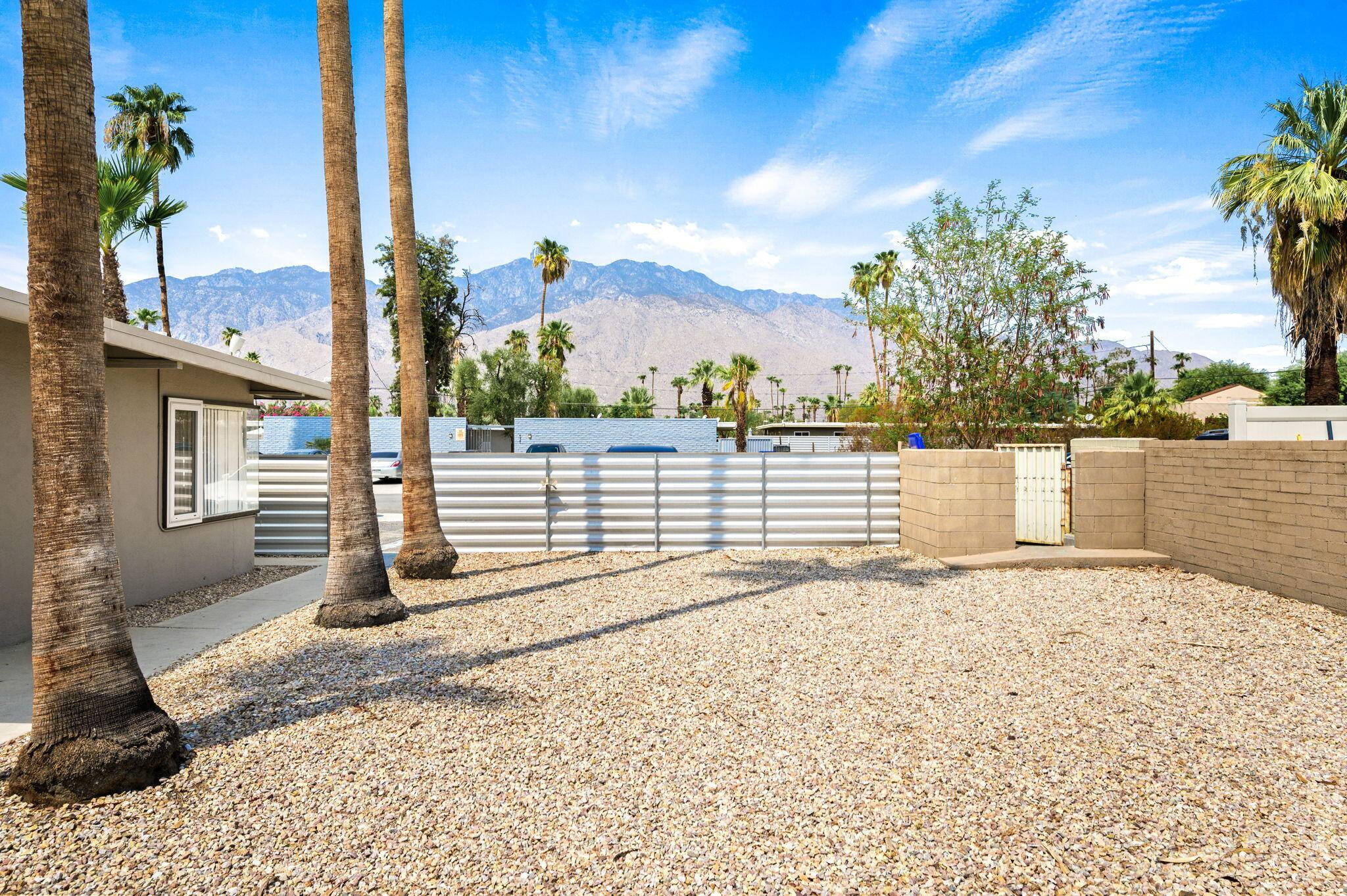 Palm Springs, CA 92264,Address not disclosed