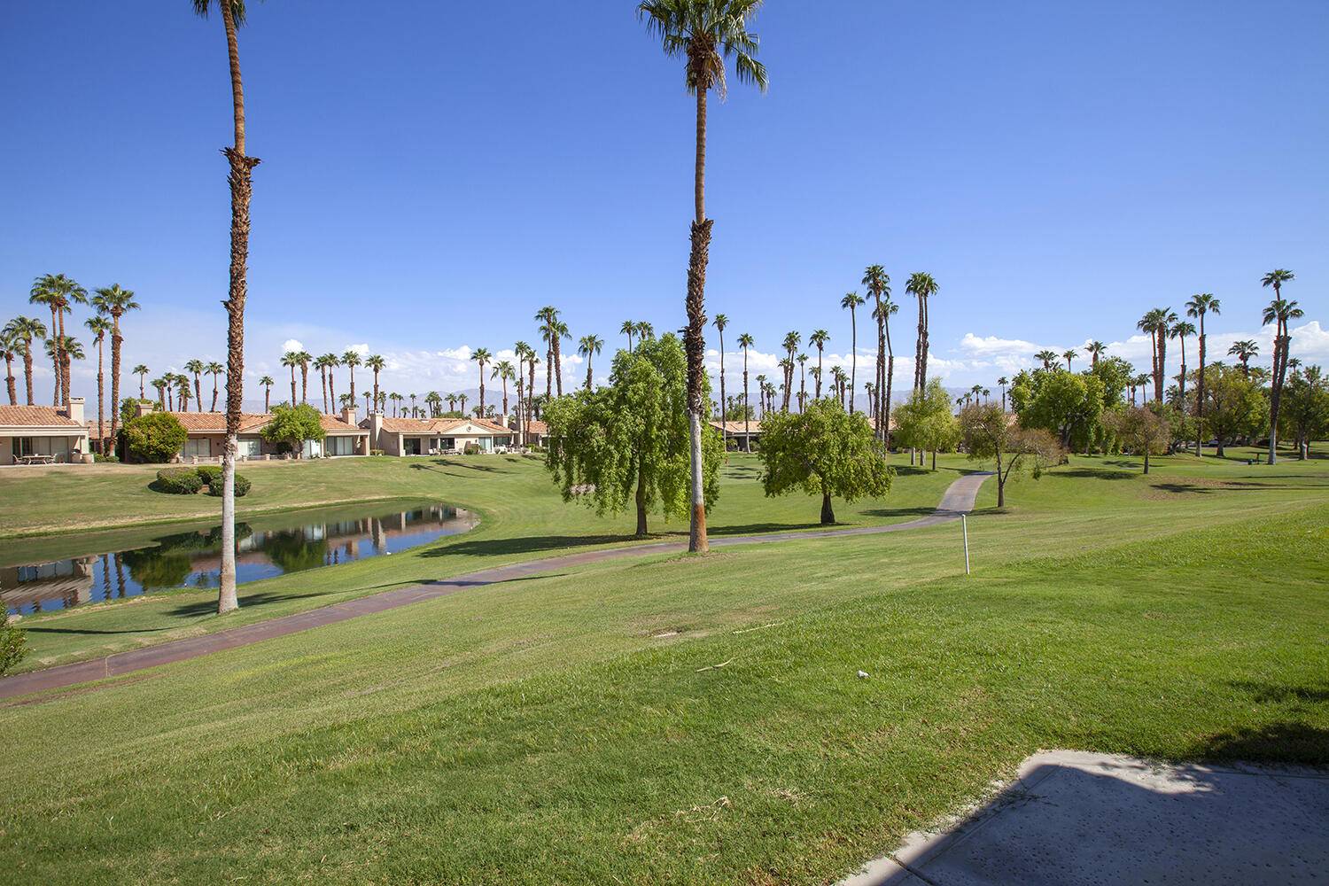 Palm Desert, CA 92211,76564 Begonia LN