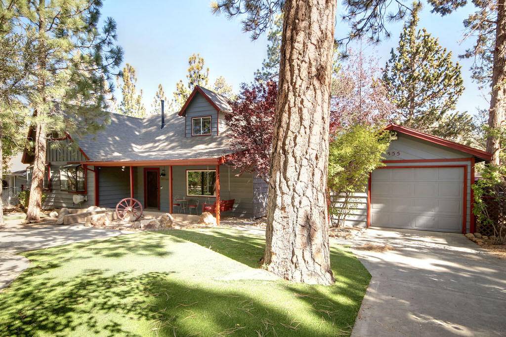 Sugarloaf, CA 92386,555 Cedar LN