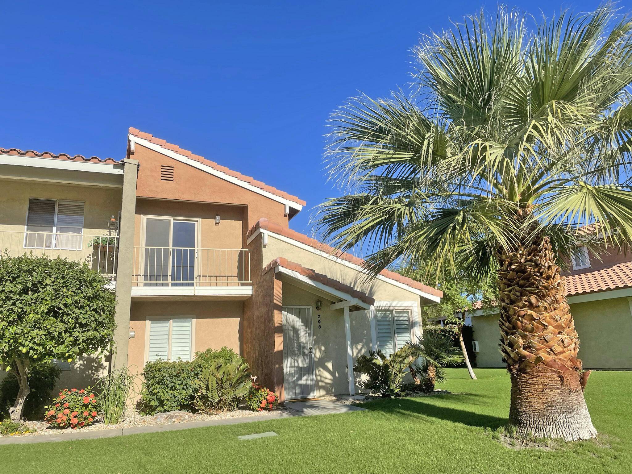 Palm Desert, CA 92211,298 Tava LN