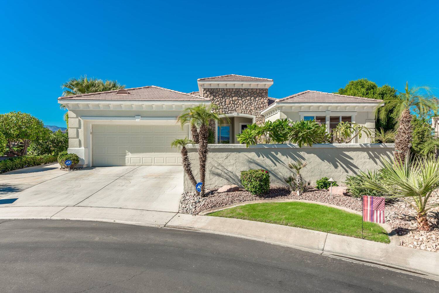 Indio, CA 92201,80452 Glen Eagles CT