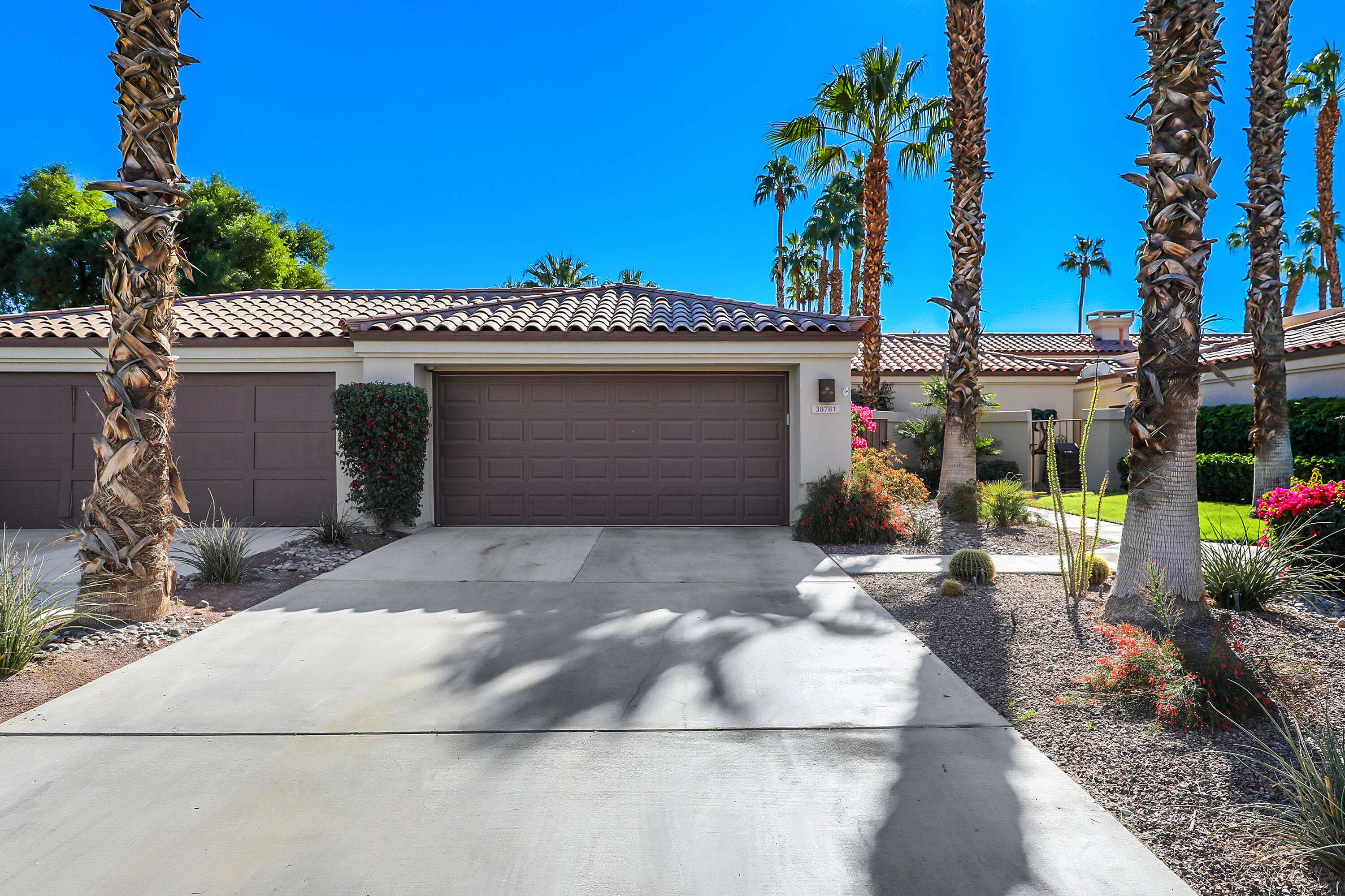 Palm Desert, CA 92211,38781 Wisteria DR