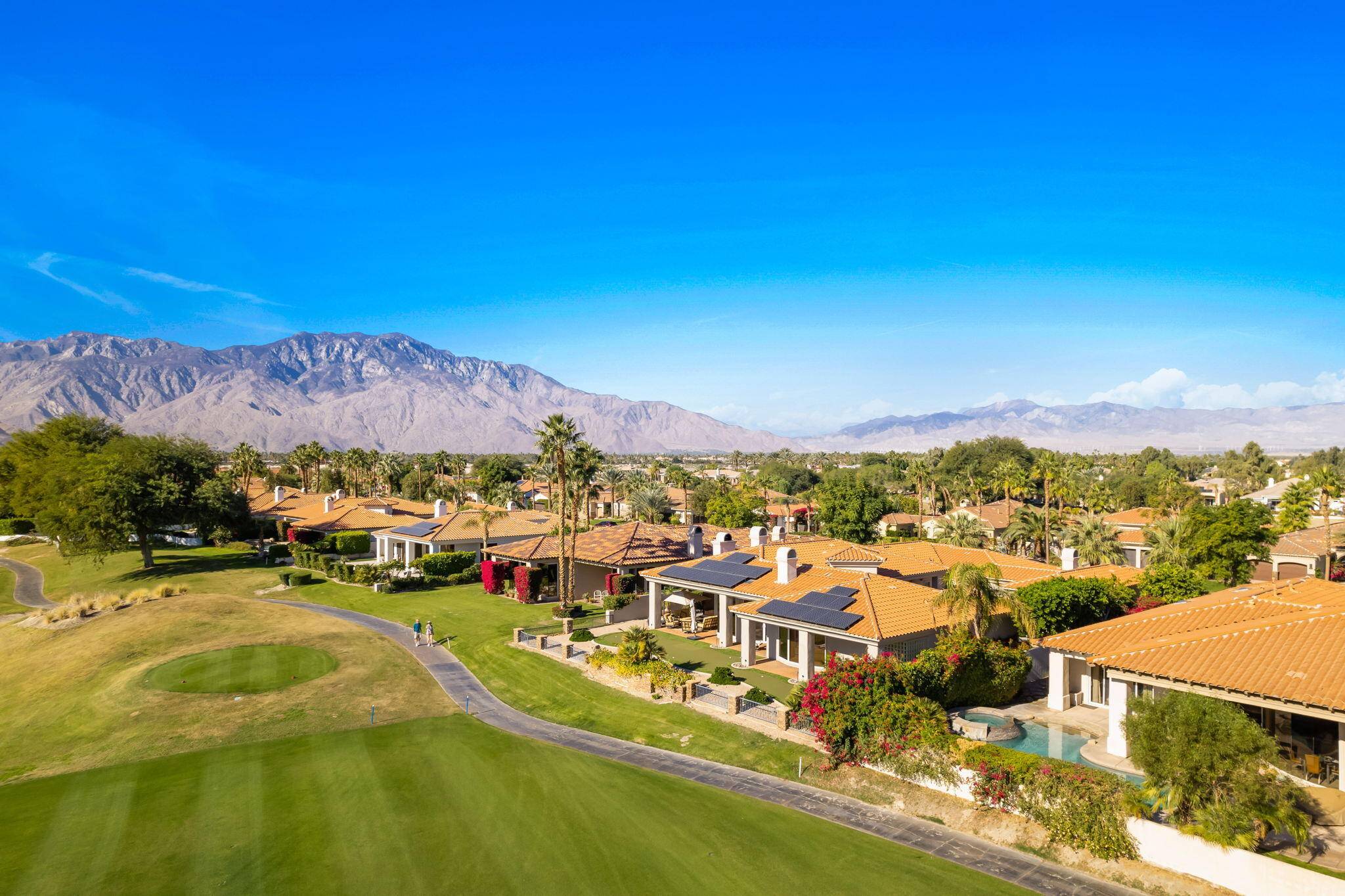 Rancho Mirage, CA 92270,290 Loch Lomond RD