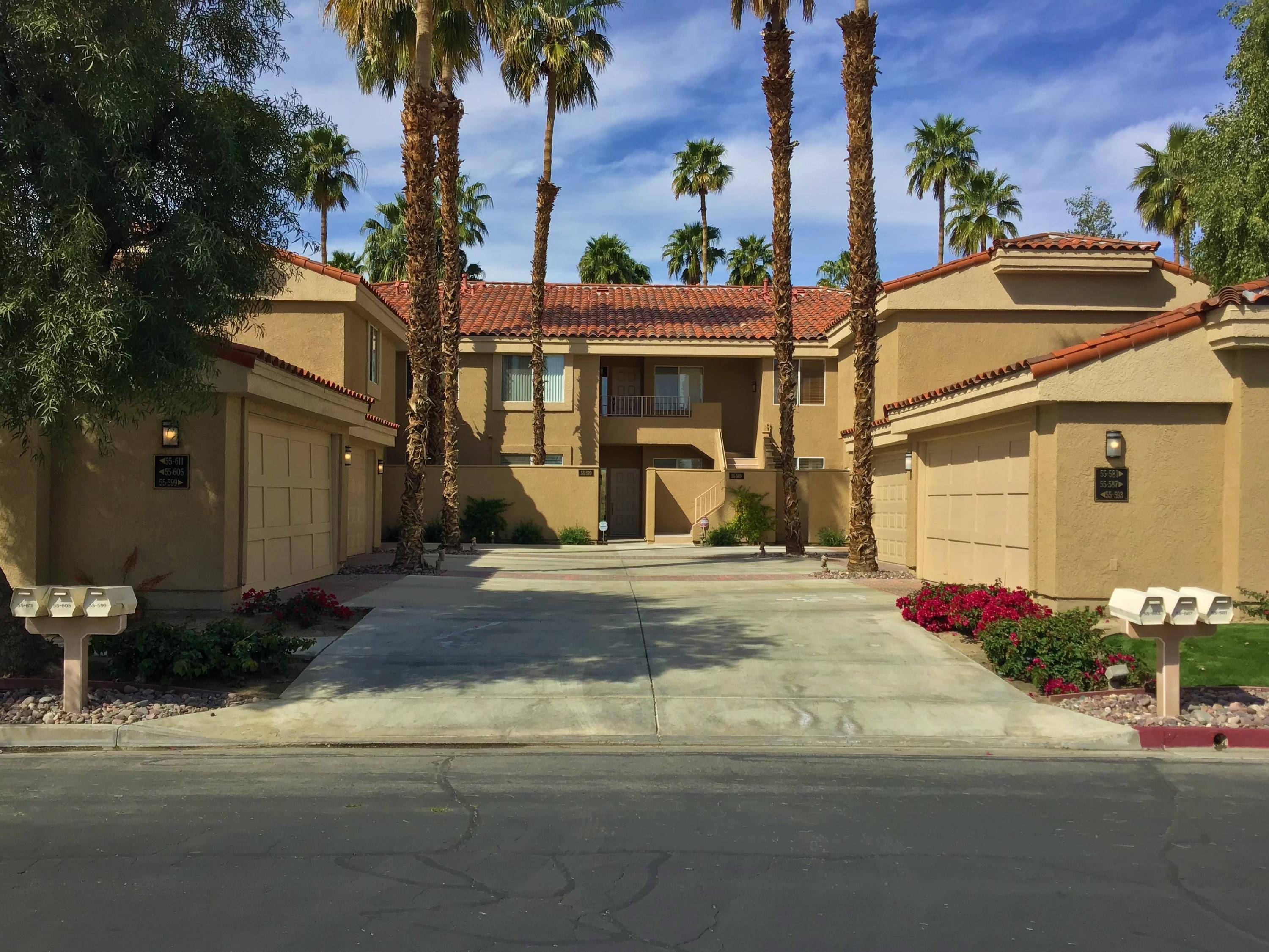 La Quinta, CA 92253,55599 Winged Foot