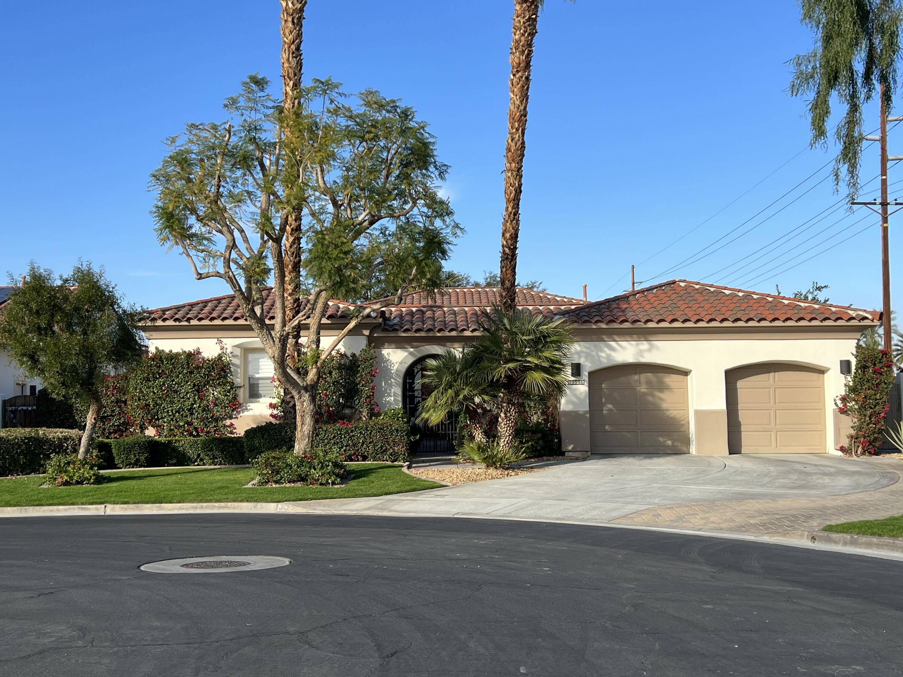 La Quinta, CA 92253,79998 Fresa