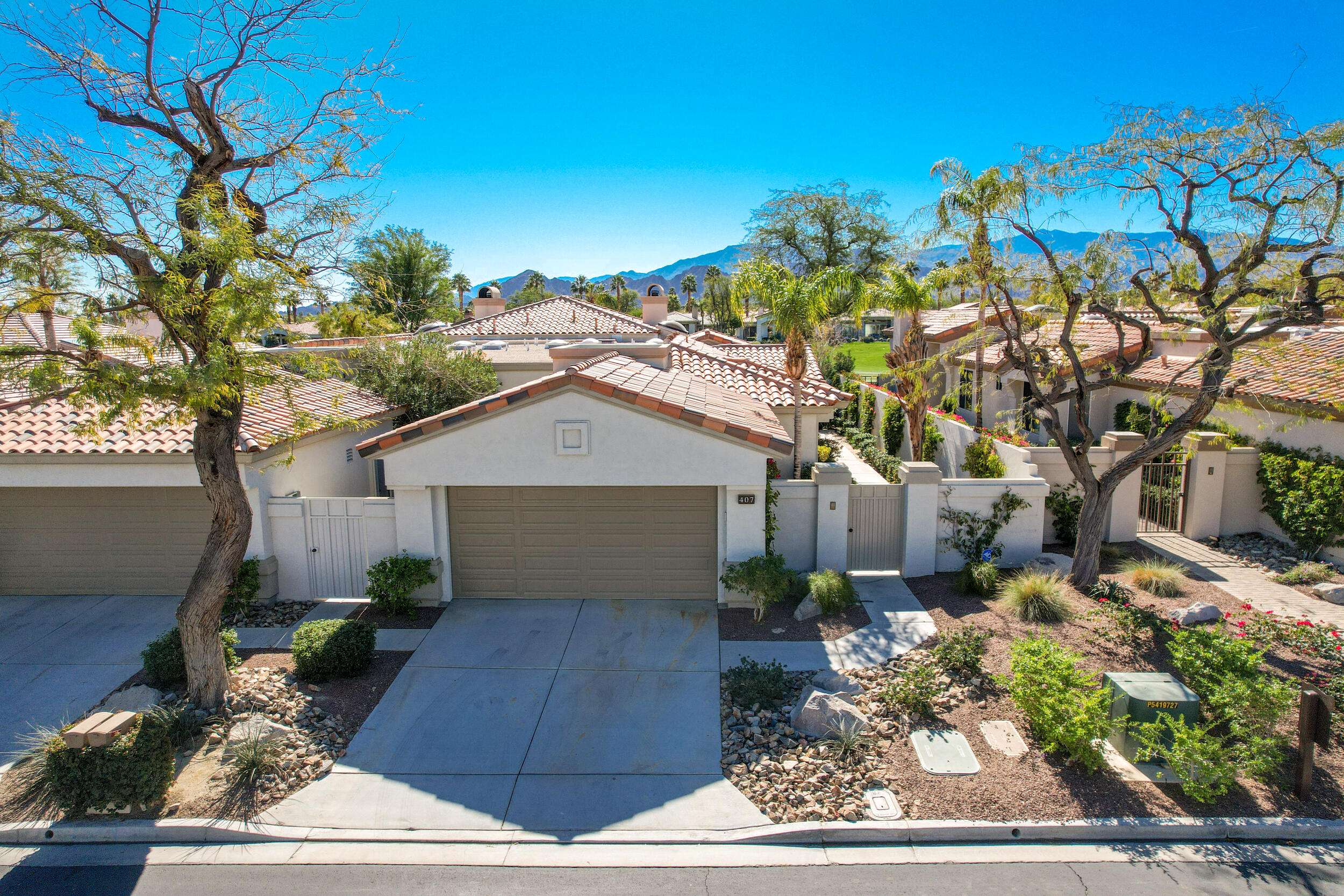 Palm Desert, CA 92211,407 Desert Holly DR