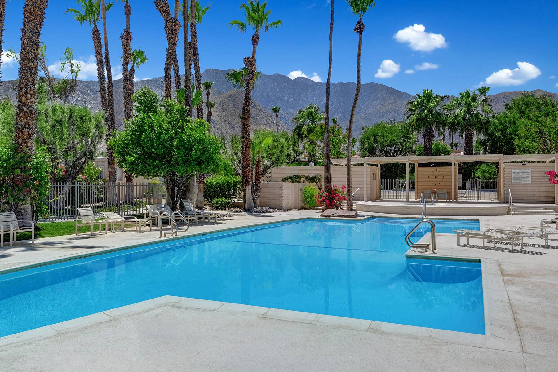 Palm Springs, CA 92262,360 Cabrillo RD #118