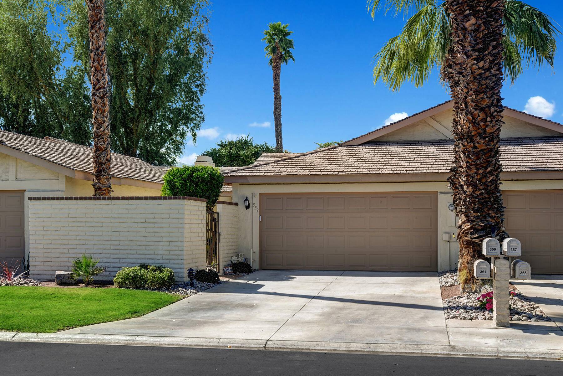 Palm Desert, CA 92260,359 San Remo ST